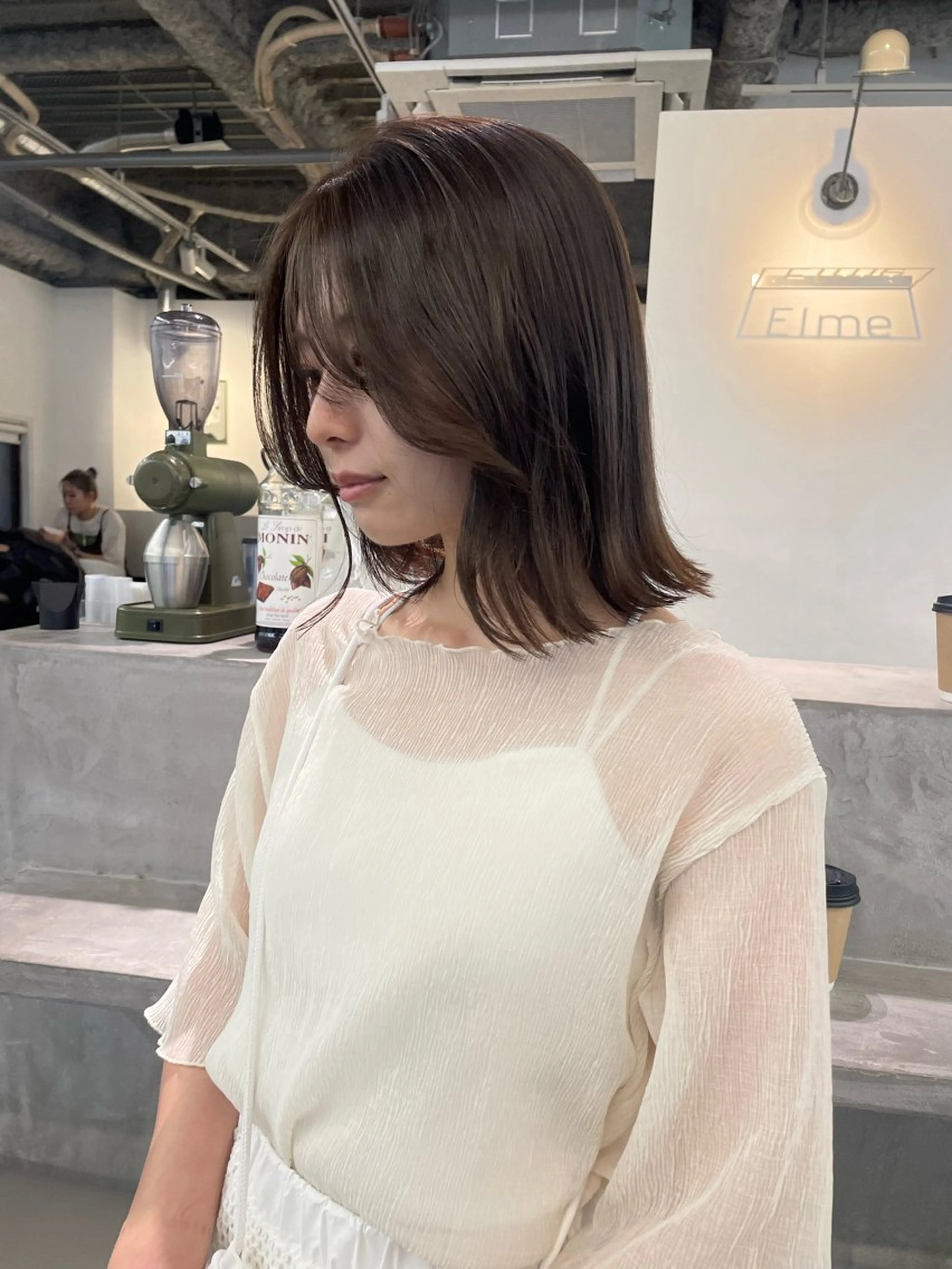 ミディアム カラー 透明感カラー グレージュ トリートメント カット ヘアカラー レイヤーパーマ、ボブ 小須田ゆあのヘアスタイル