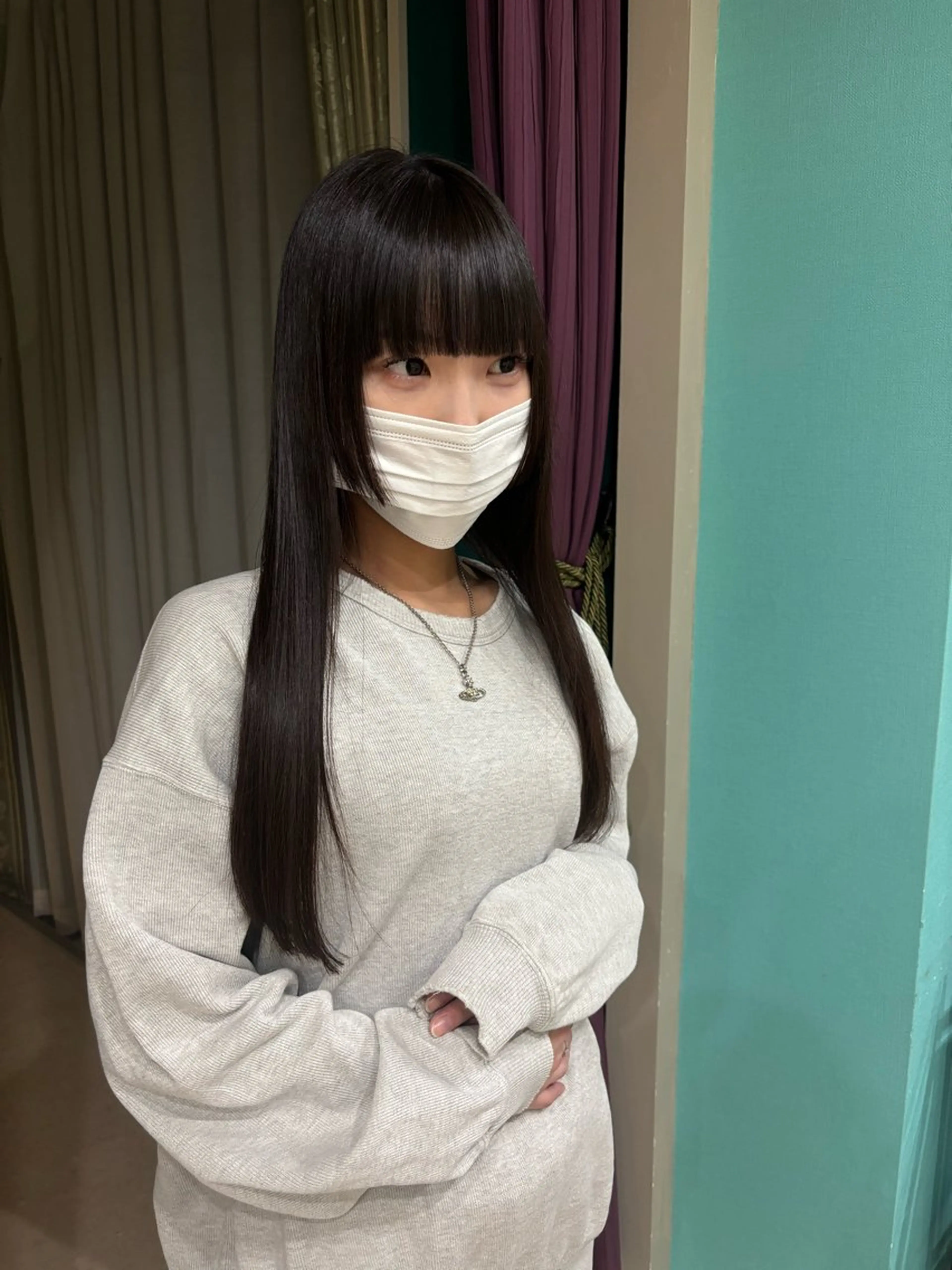 ロング 姫カット イシザワ ユミのヘアスタイル