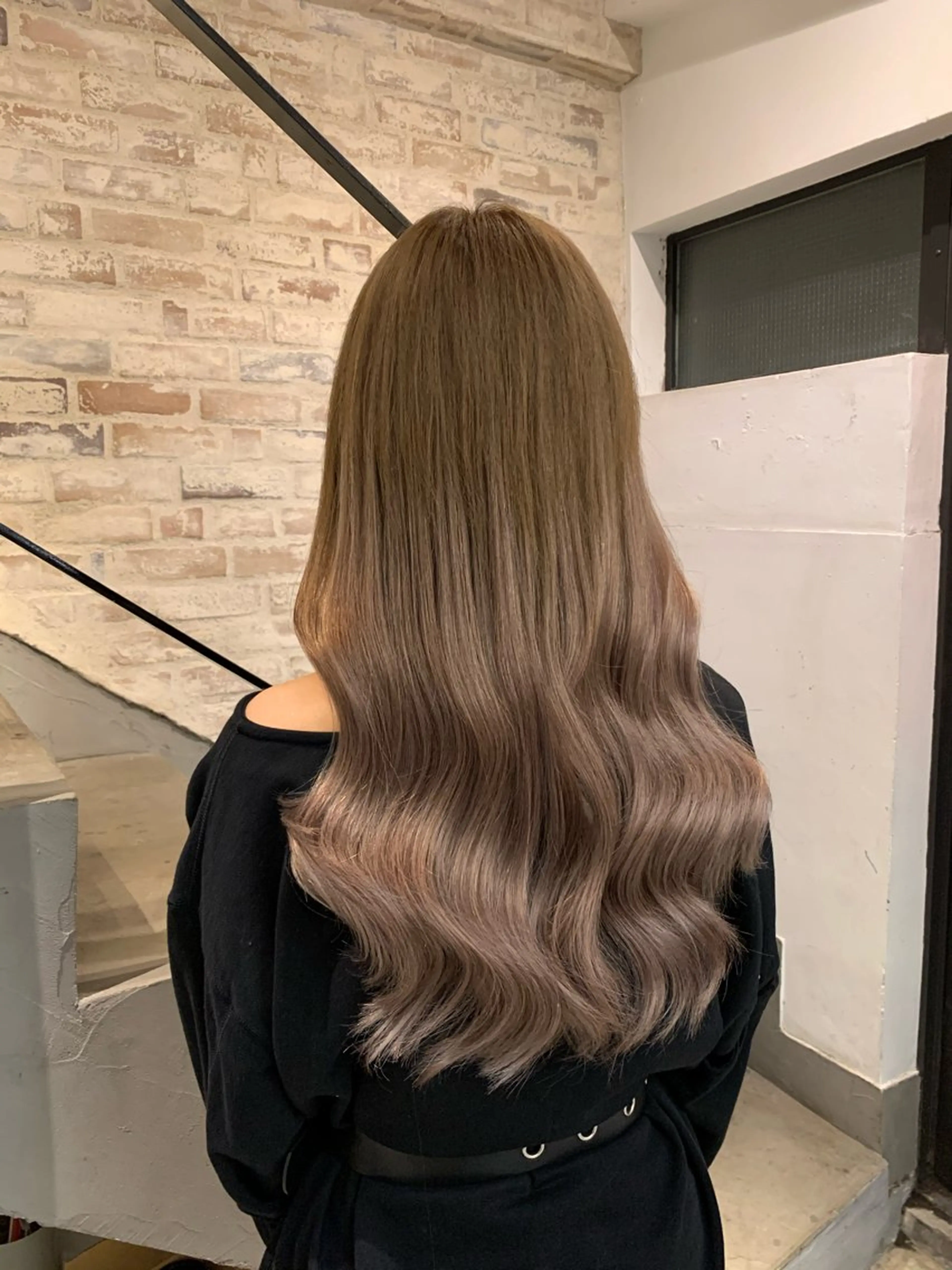 ロング ヘアカラー PARIS hair salon所属・秋葉原　柏木絢汰 ✨当日予約okのヘアスタイル