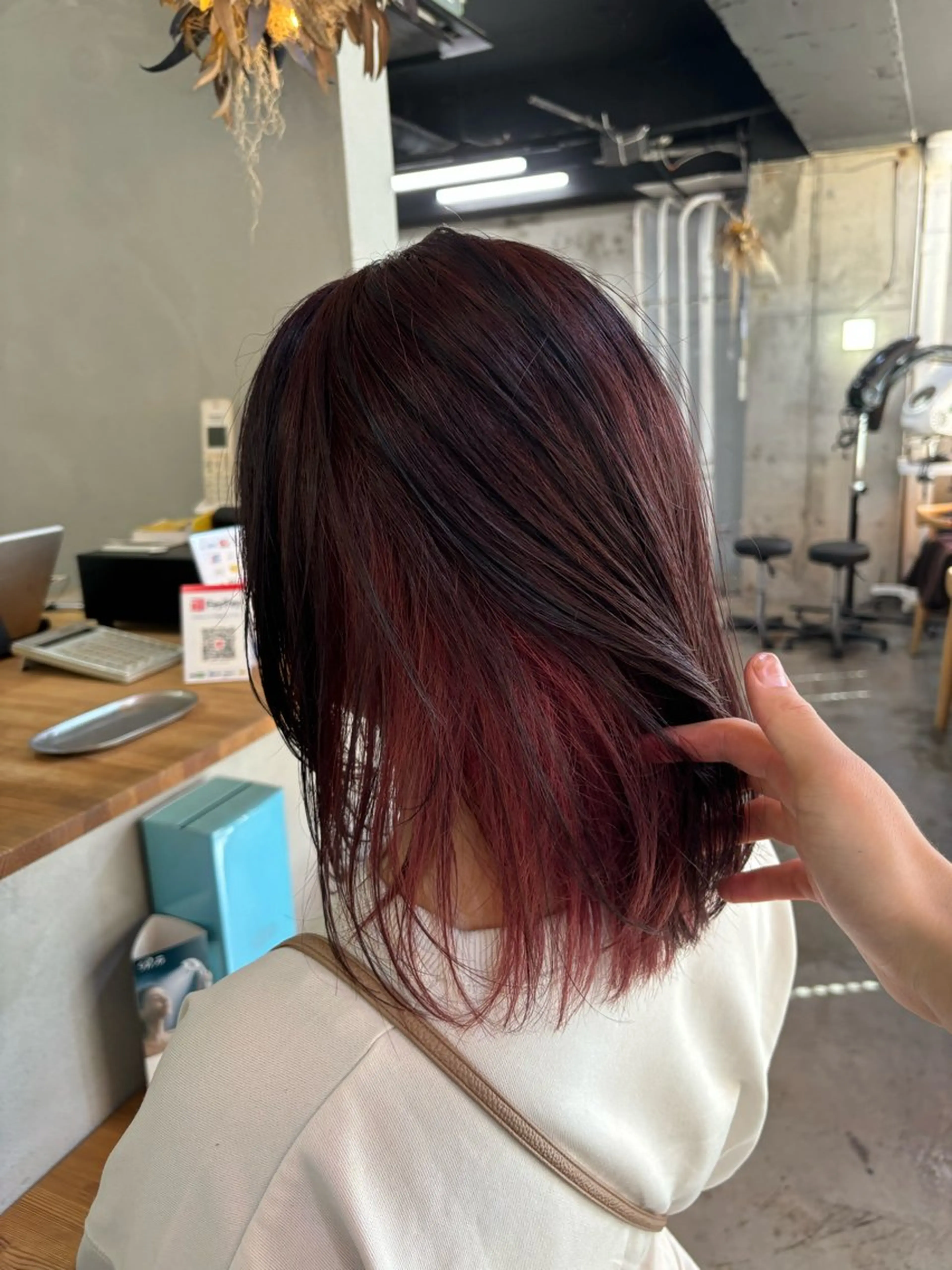 ミディアム カラー カット ヘアカラー トリートメント mono / Manatoのヘアスタイル
