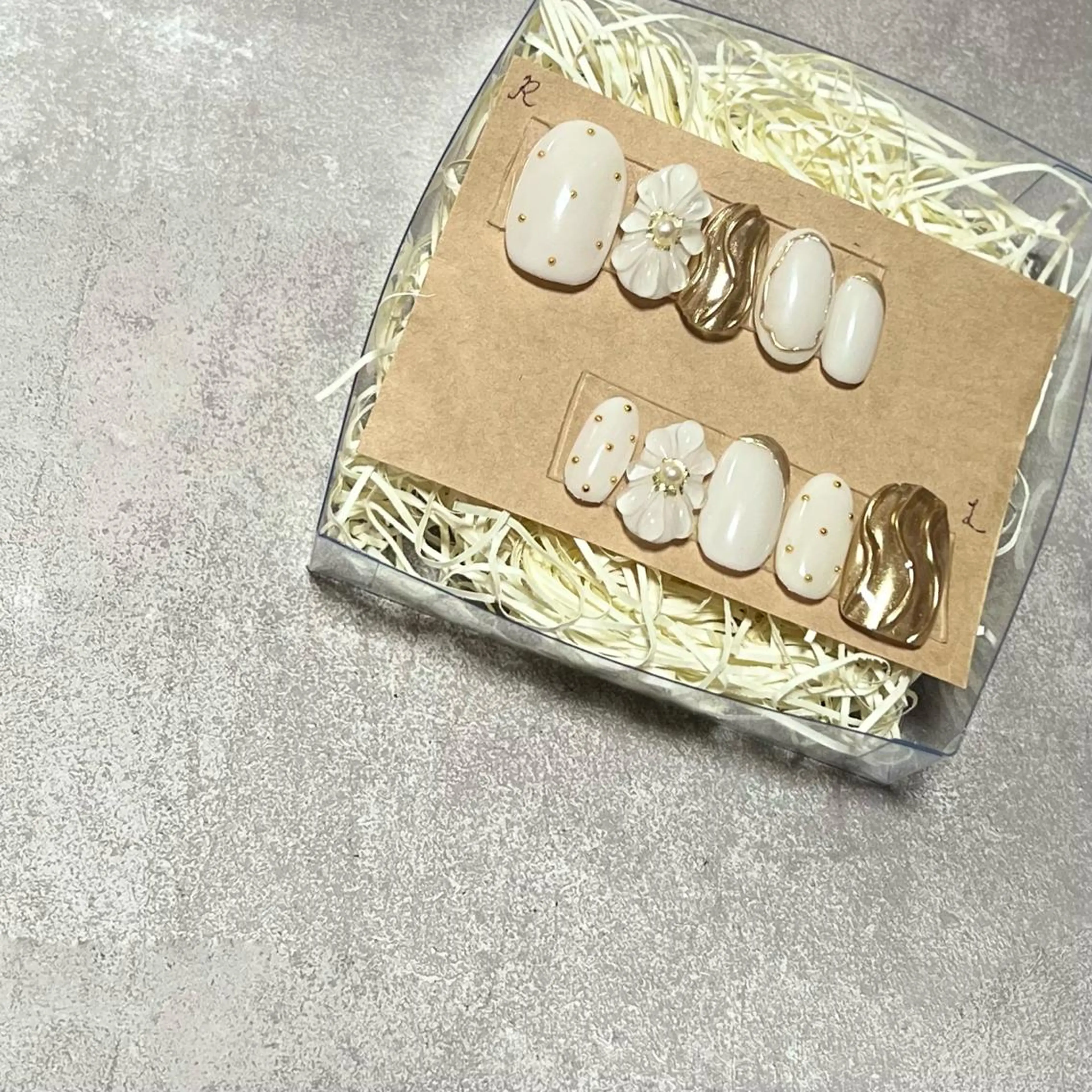 ネイル Revia所属・Revia おおだちあやなのネイルデザイン