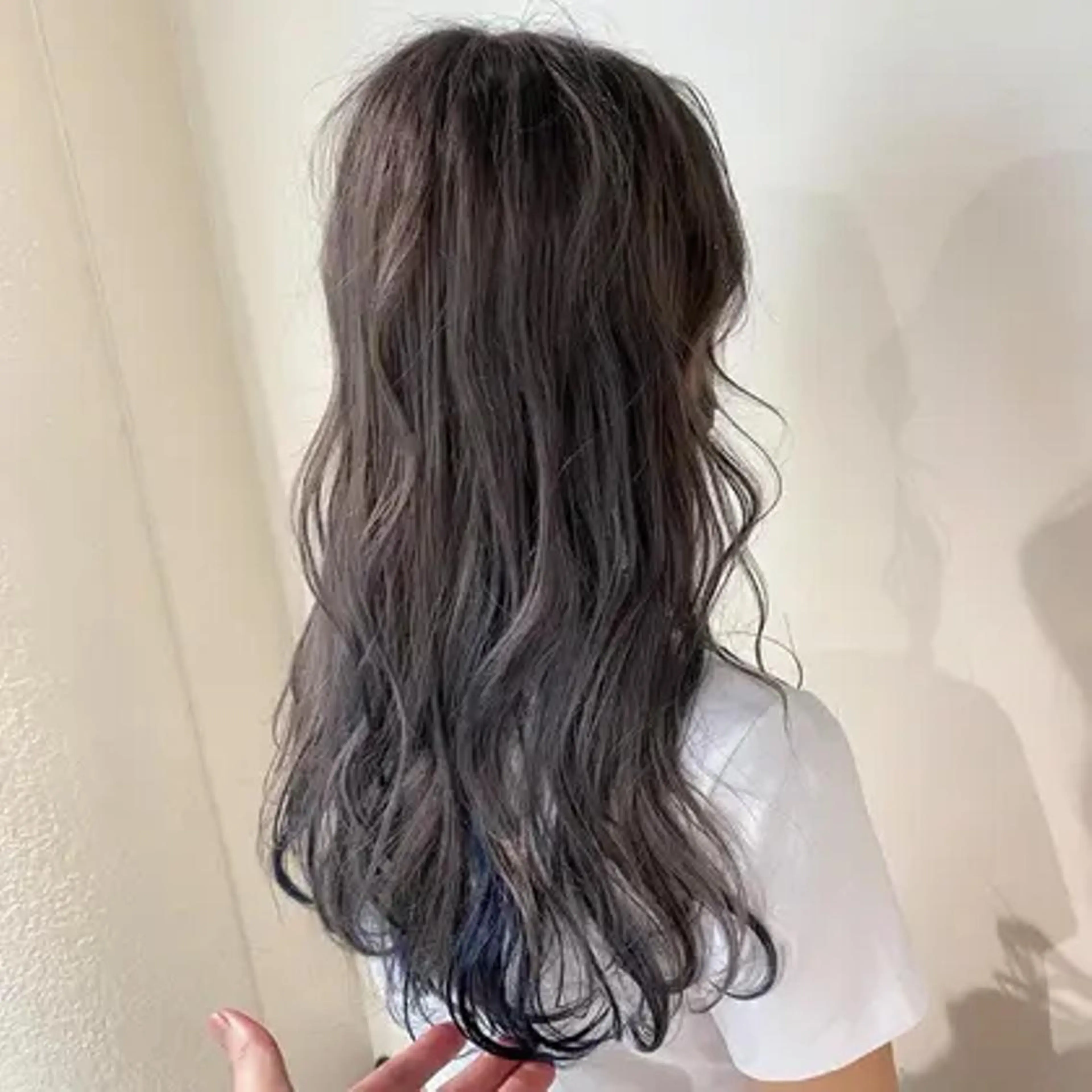 ロング カラー ハイトーンカラー インナーカラー 🛁fein. 🎀明治神宮前🪞のマツエク・マツパデザイン