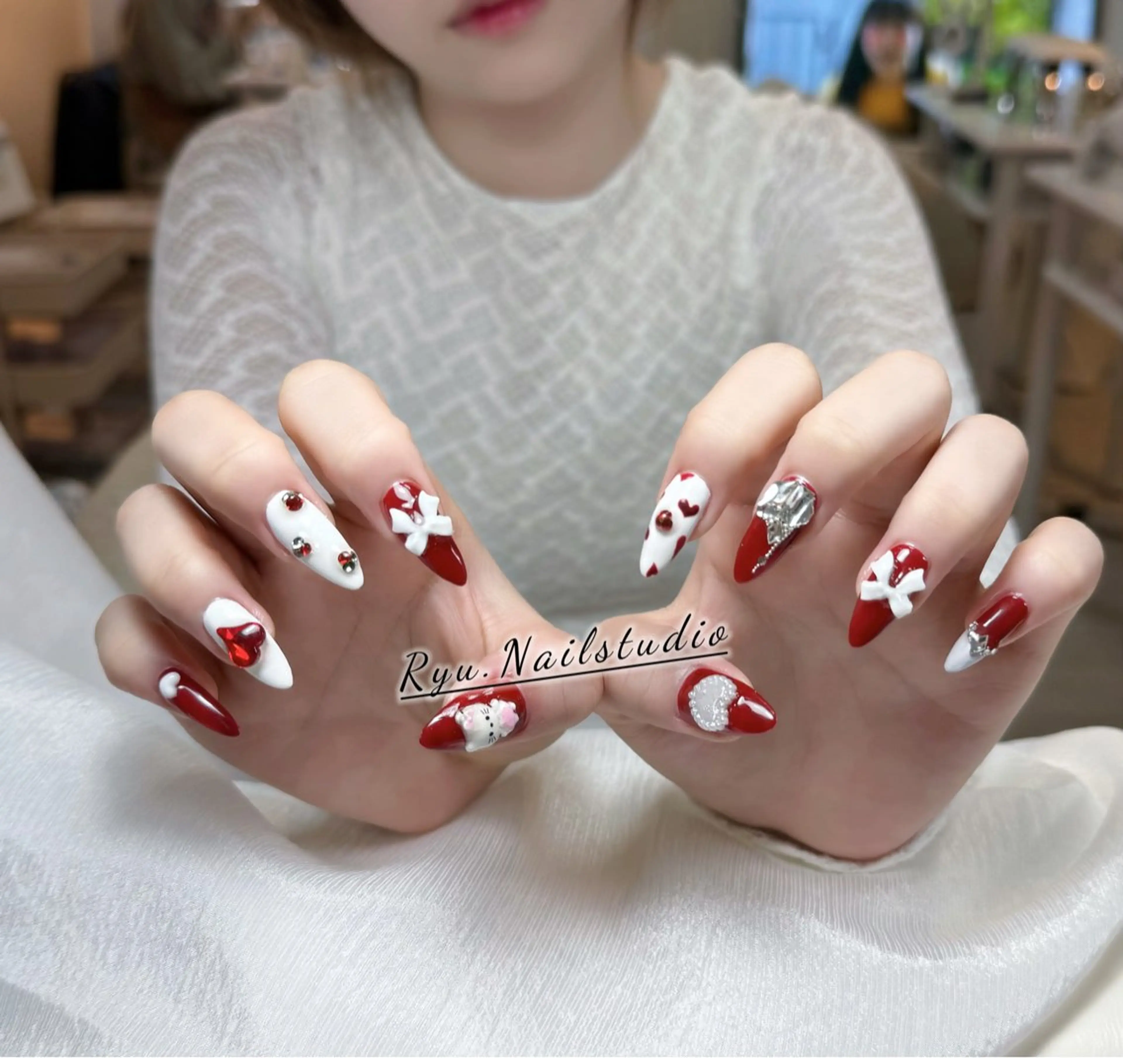 ネイル アートネイル ジェルネイル キラキラネイル ミラーネイル ニュアンスネイル ハンドネイル Ryu Nail Studio所属・Ryu Nail Studioのネイルデザイン