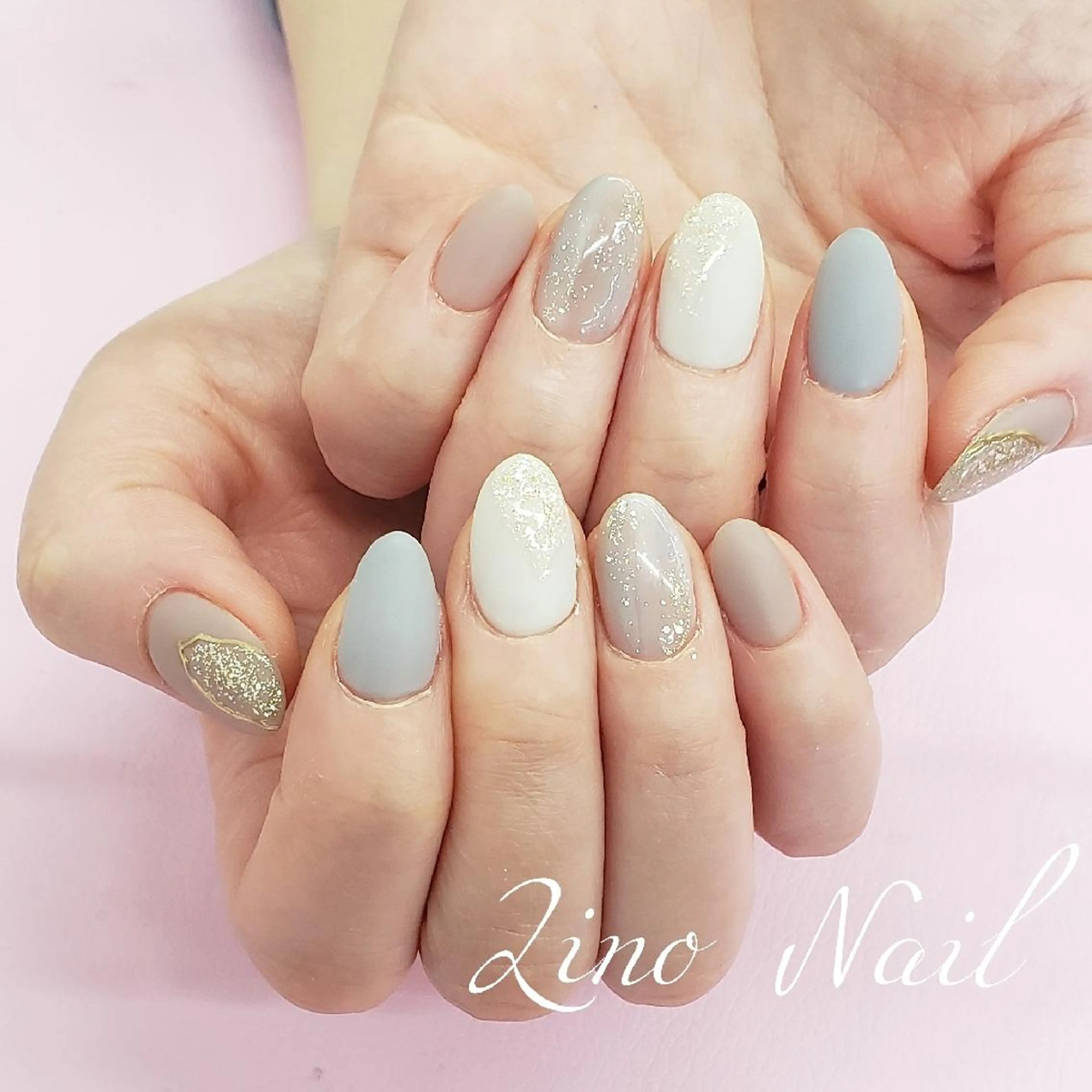 ネイル ブルー カジュアル ジェルネイル キラキラネイル ラメ(グリッター) ハンドネイル Lino Nailのネイルデザイン