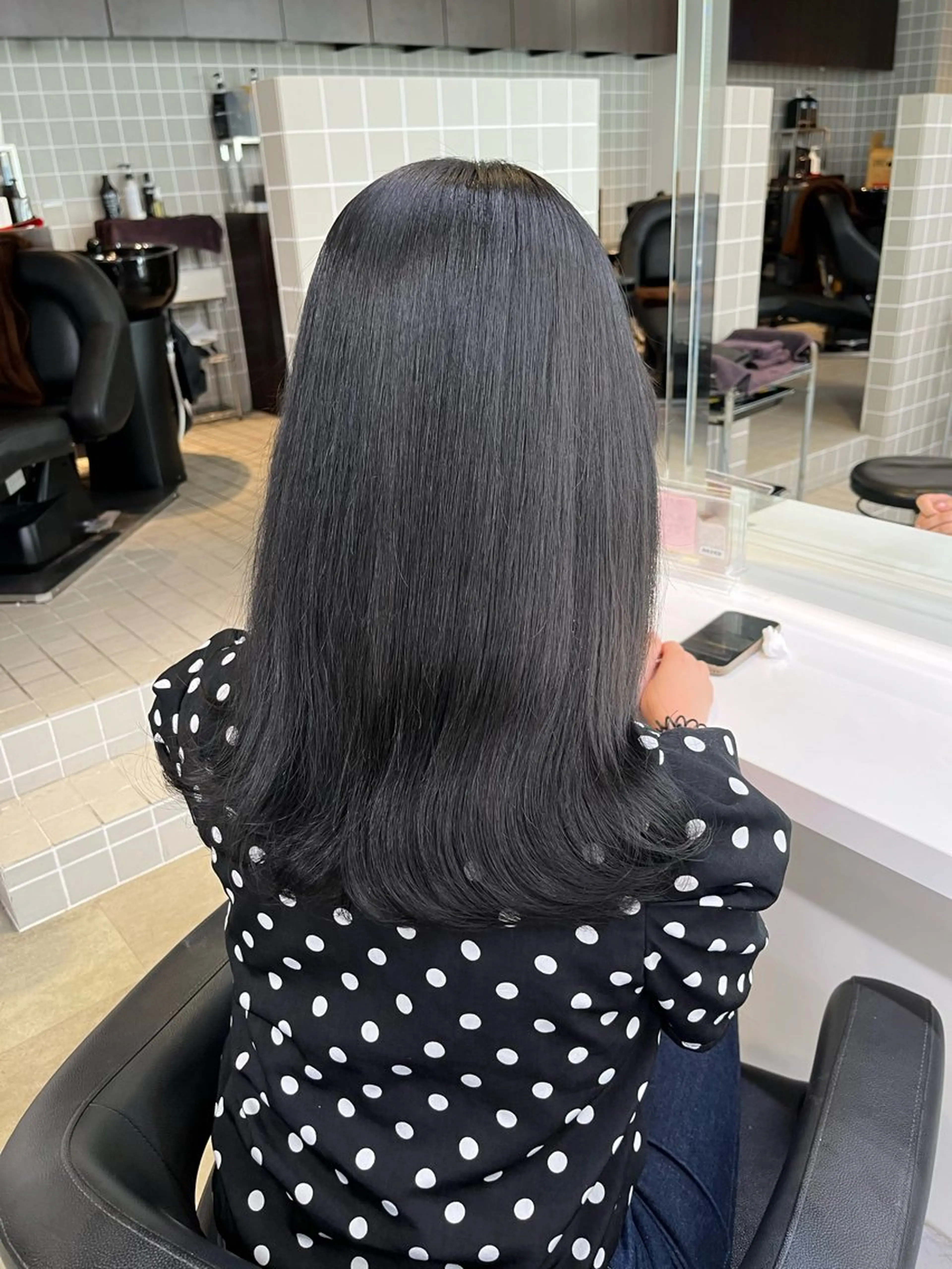 ロング ヘアカラー トリートメント ヘッドスパ ヘアセット 寒色＆ブリーチ特化 寒色MiOのヘアスタイル