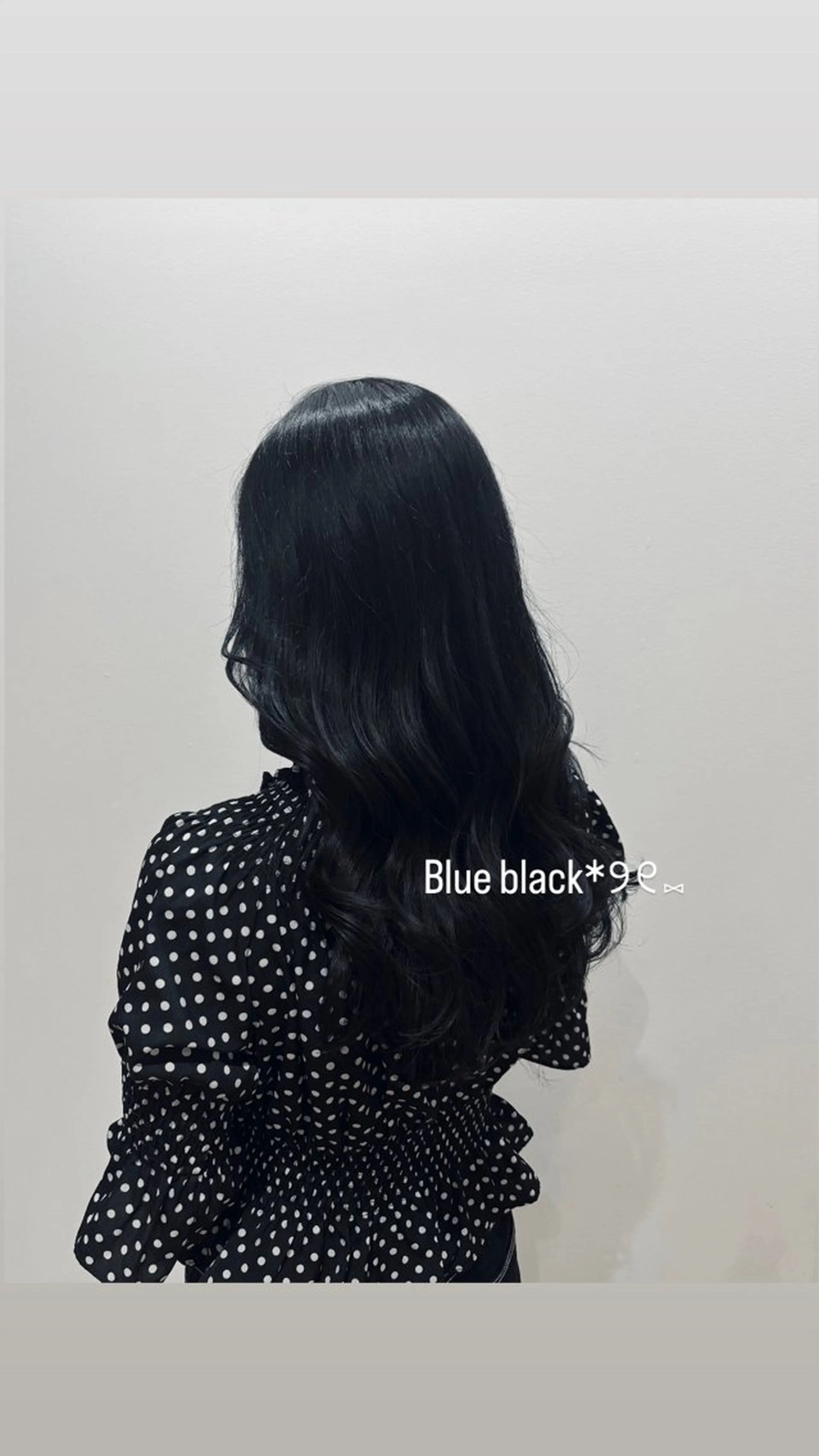 ロング カラー 黒髪 ブルーカラー ブルーブラック miku୨୧˖* 透明感モテカラーのヘアスタイル