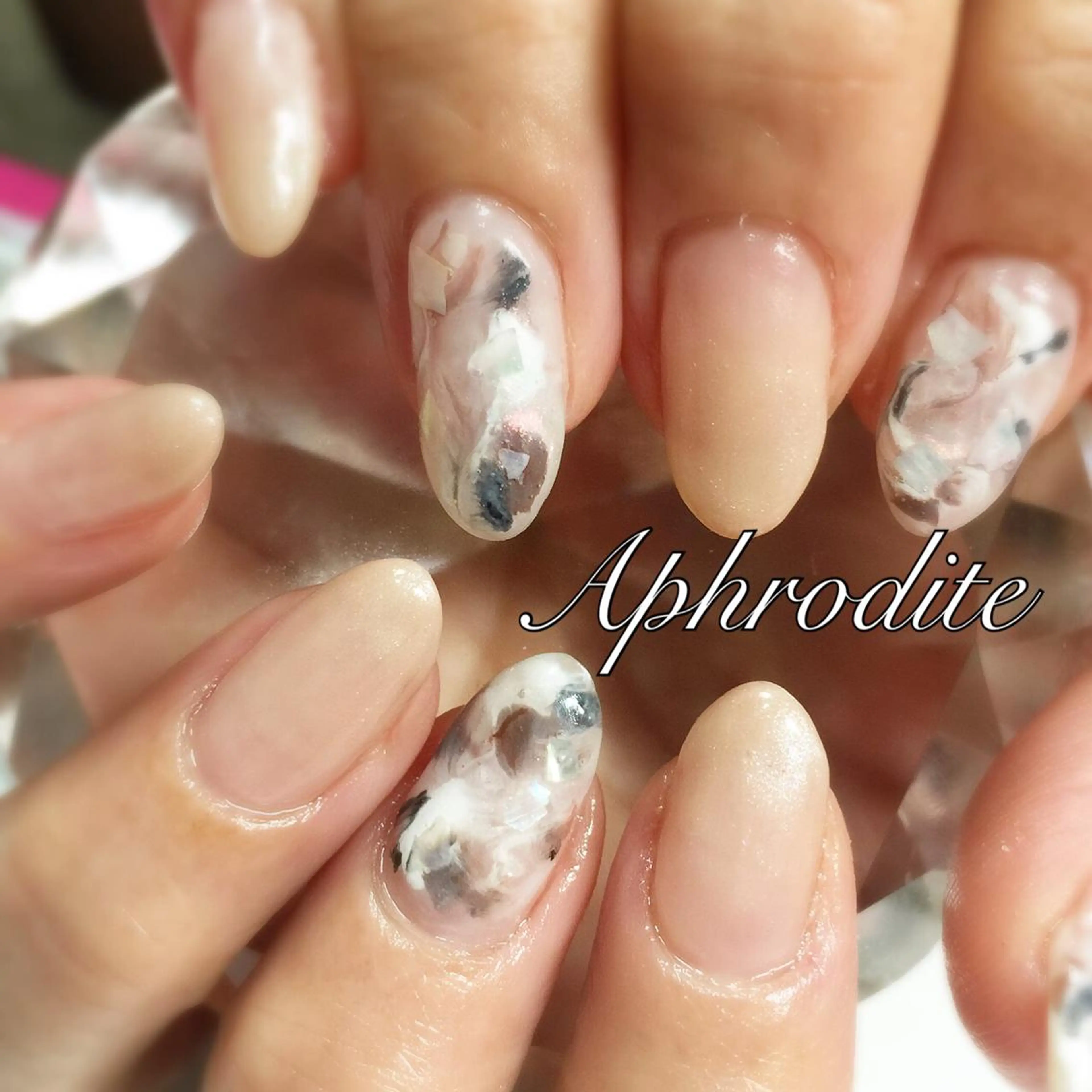 ネイル APHRODITE Nagisaのネイルデザイン