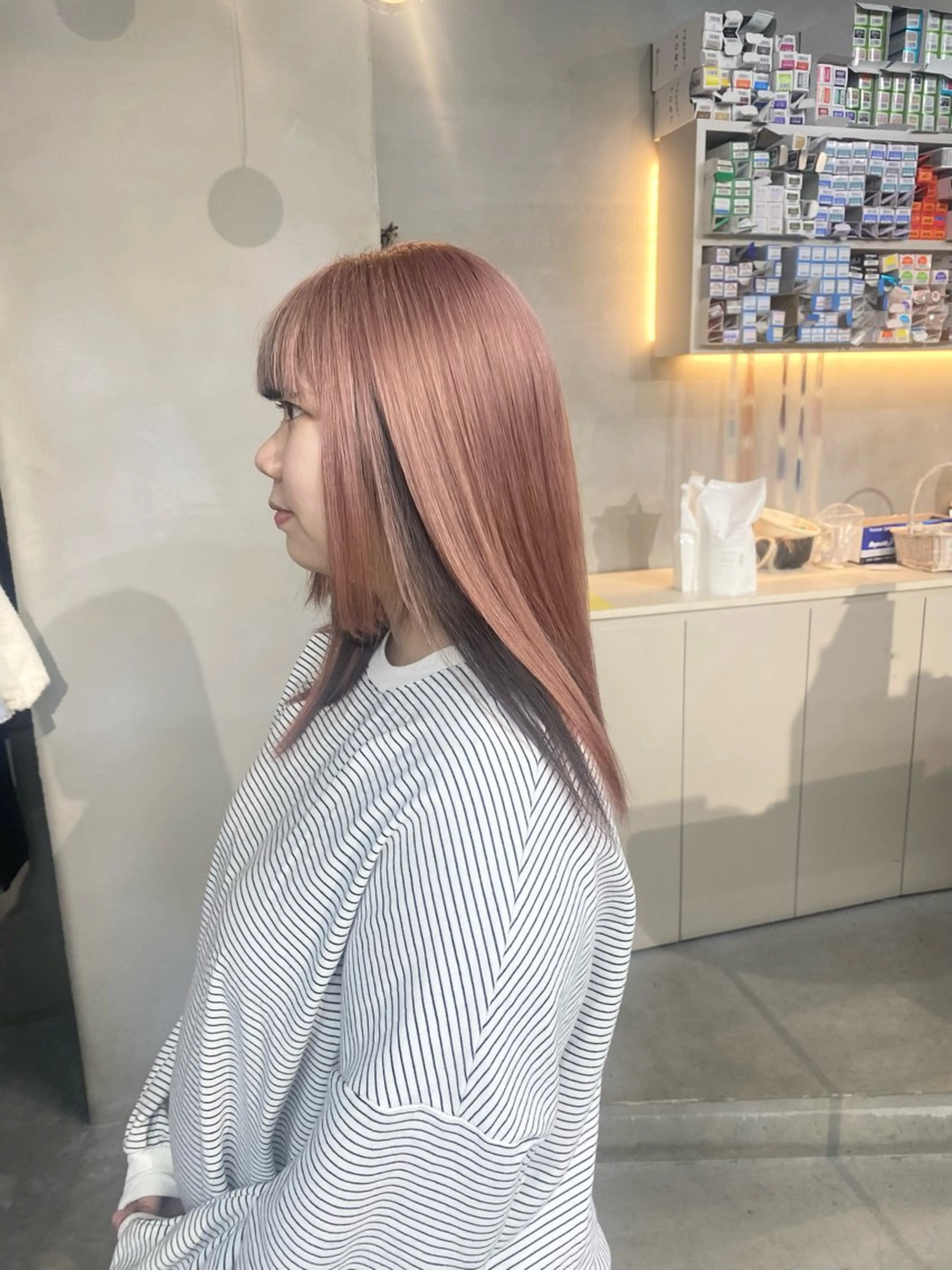 セミロング カラー ヘアカラー qulim所属・前橋 姫奈のヘアスタイル