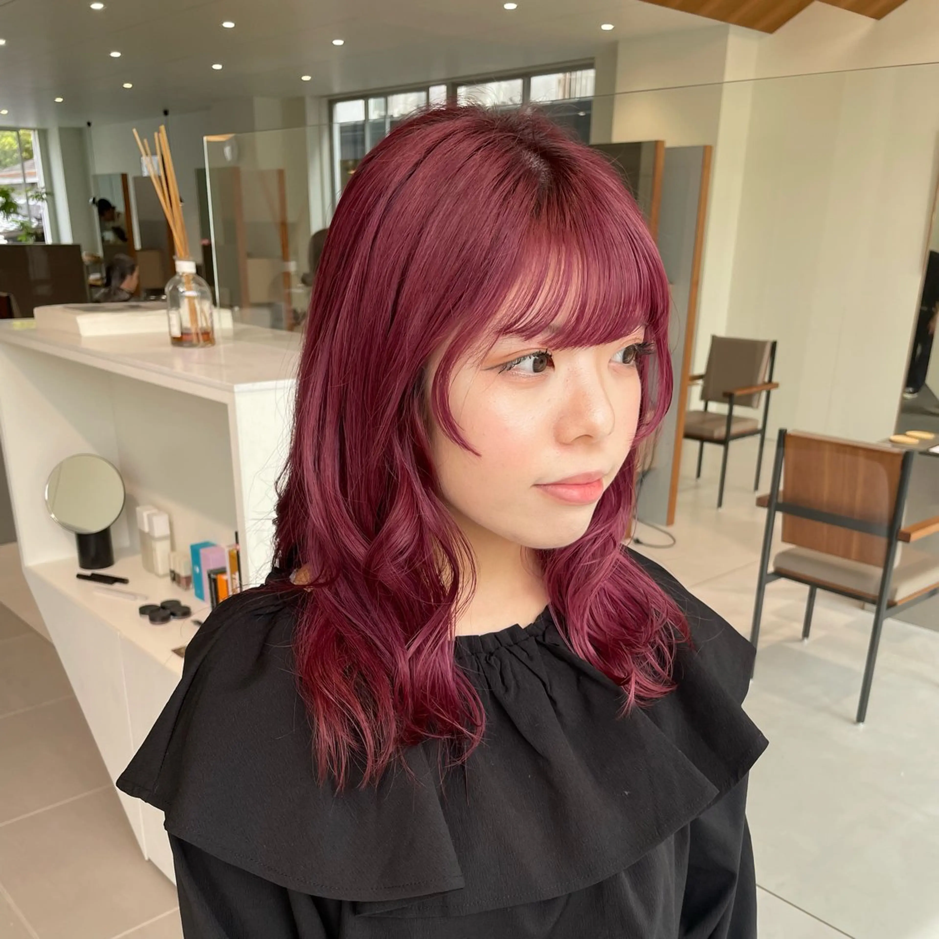 ロング カラー ベージュカラー ブリーチ 透明感カラー ダブルカラー ピンクカラー ブリーチ/レイヤー 🌻Mutsumiのヘアスタイル