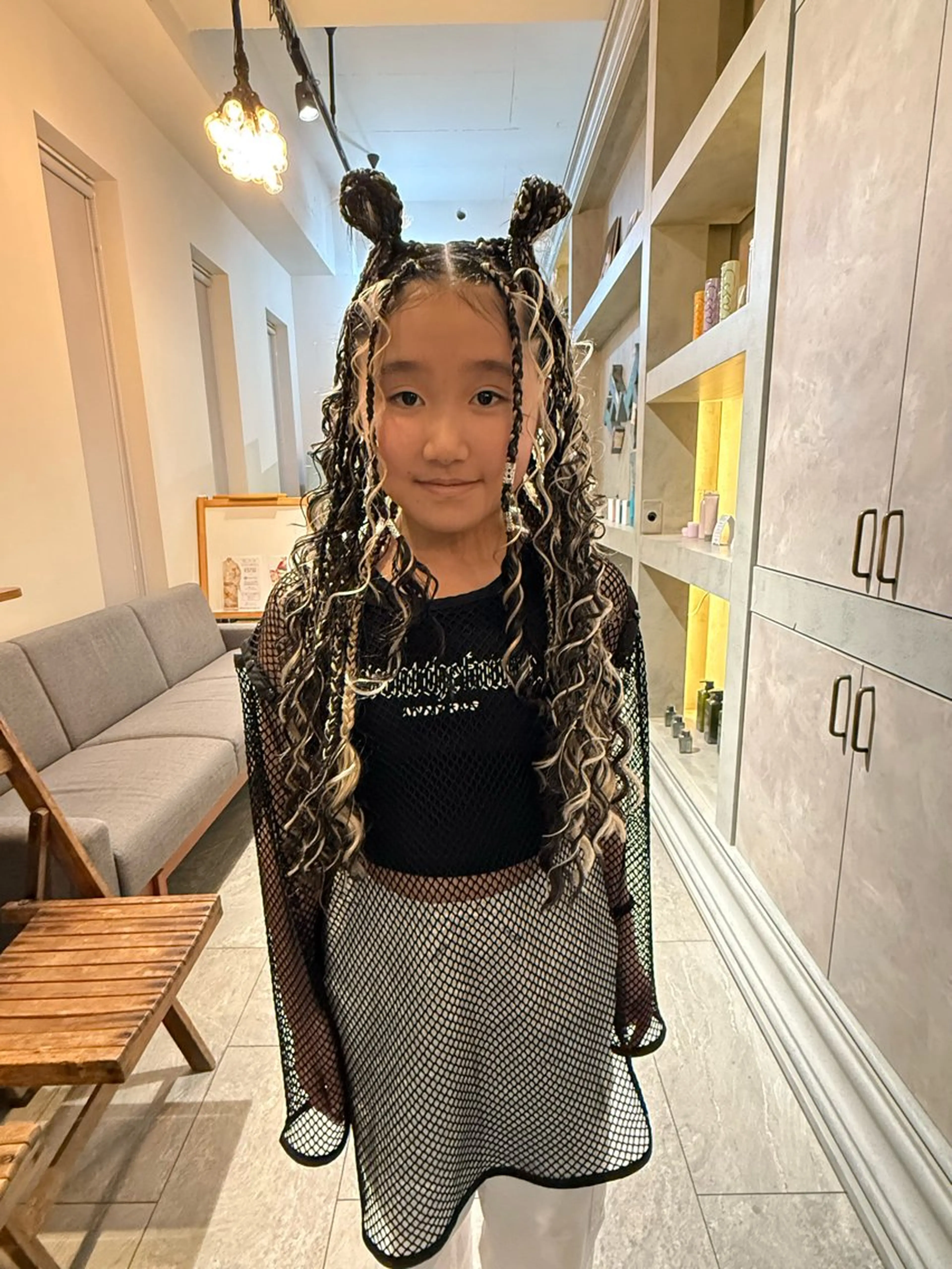 ロング カラー パーマ ヘアアレンジ メンズ キッズ エクステ ヘアセット 大人のハイトーン💎 BRAIDS💎愛子のヘアスタイル