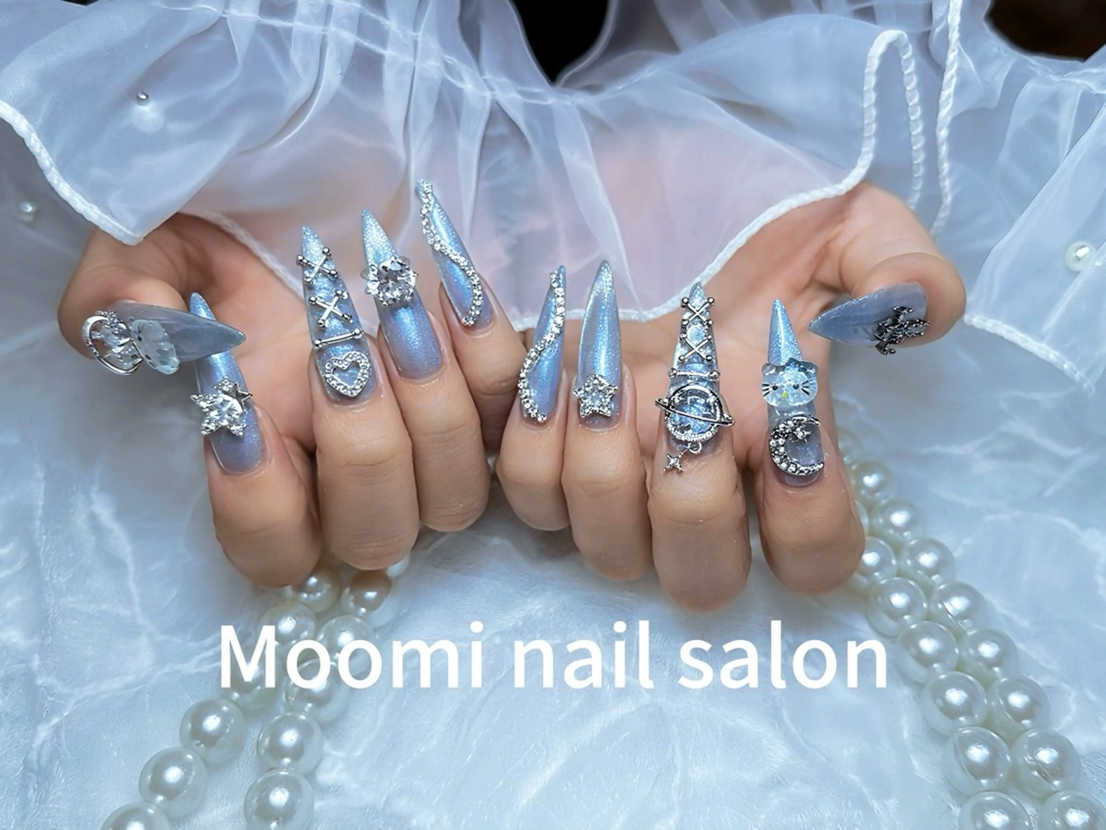 ロング ハンドネイル Moomi あずりのネイルデザイン