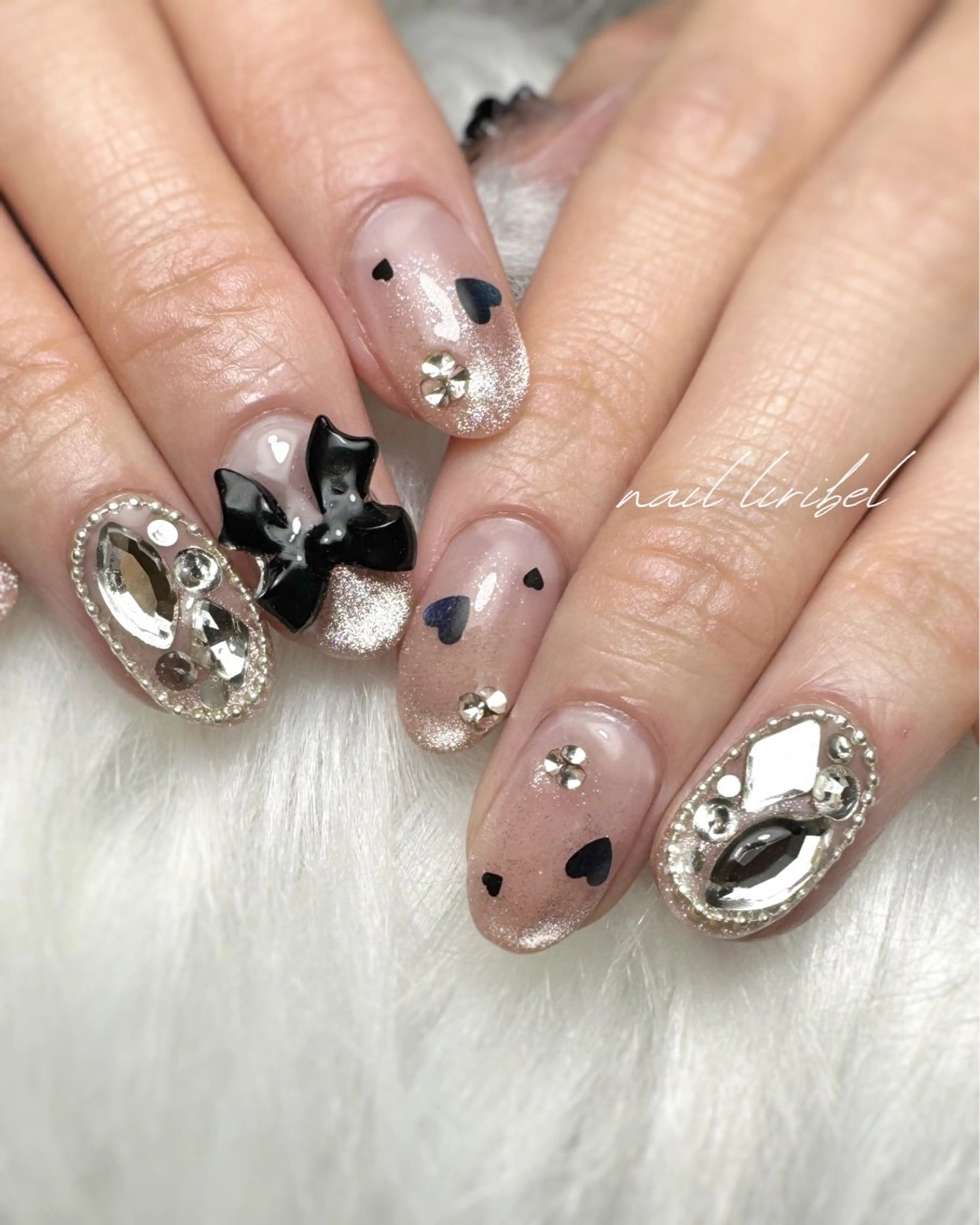 ネイル ガーリー グラデーション ハート マグネットネイル リボン ハンドネイル Nail Liribelのネイルデザイン