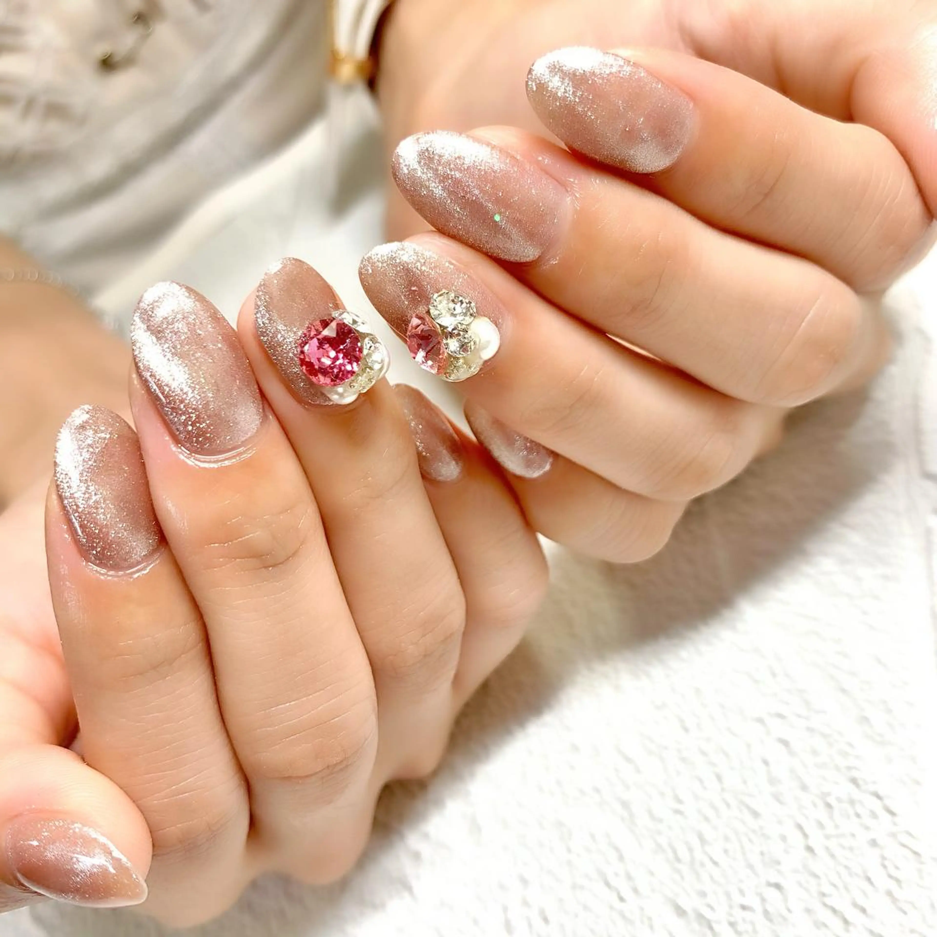 ネイル フットネイル ジェルネイル マグネットネイル ニュアンスネイル パラジェル ハンドネイル clover nailのネイルデザイン