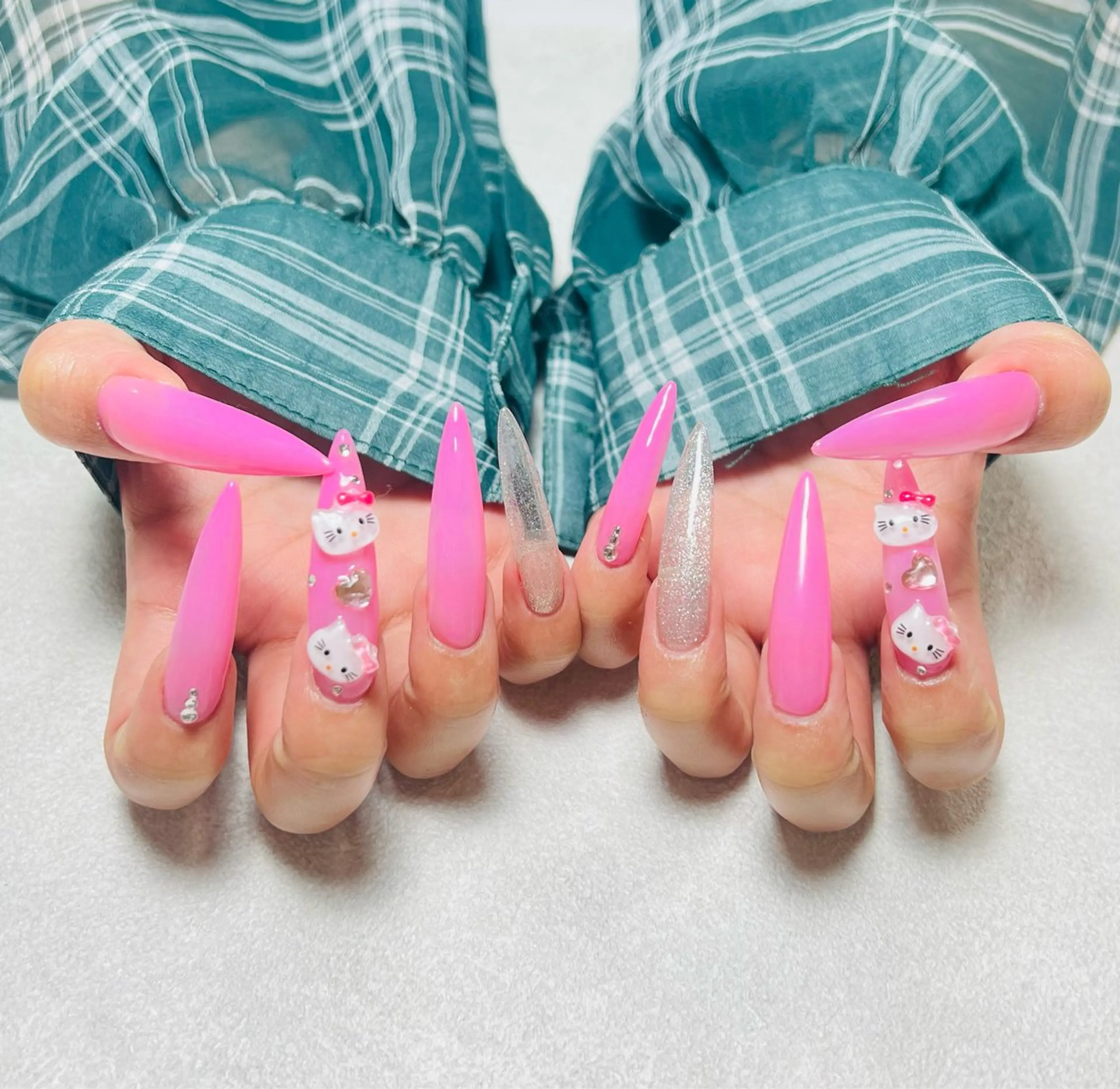 ネイル ネイリスト シンのネイルデザイン