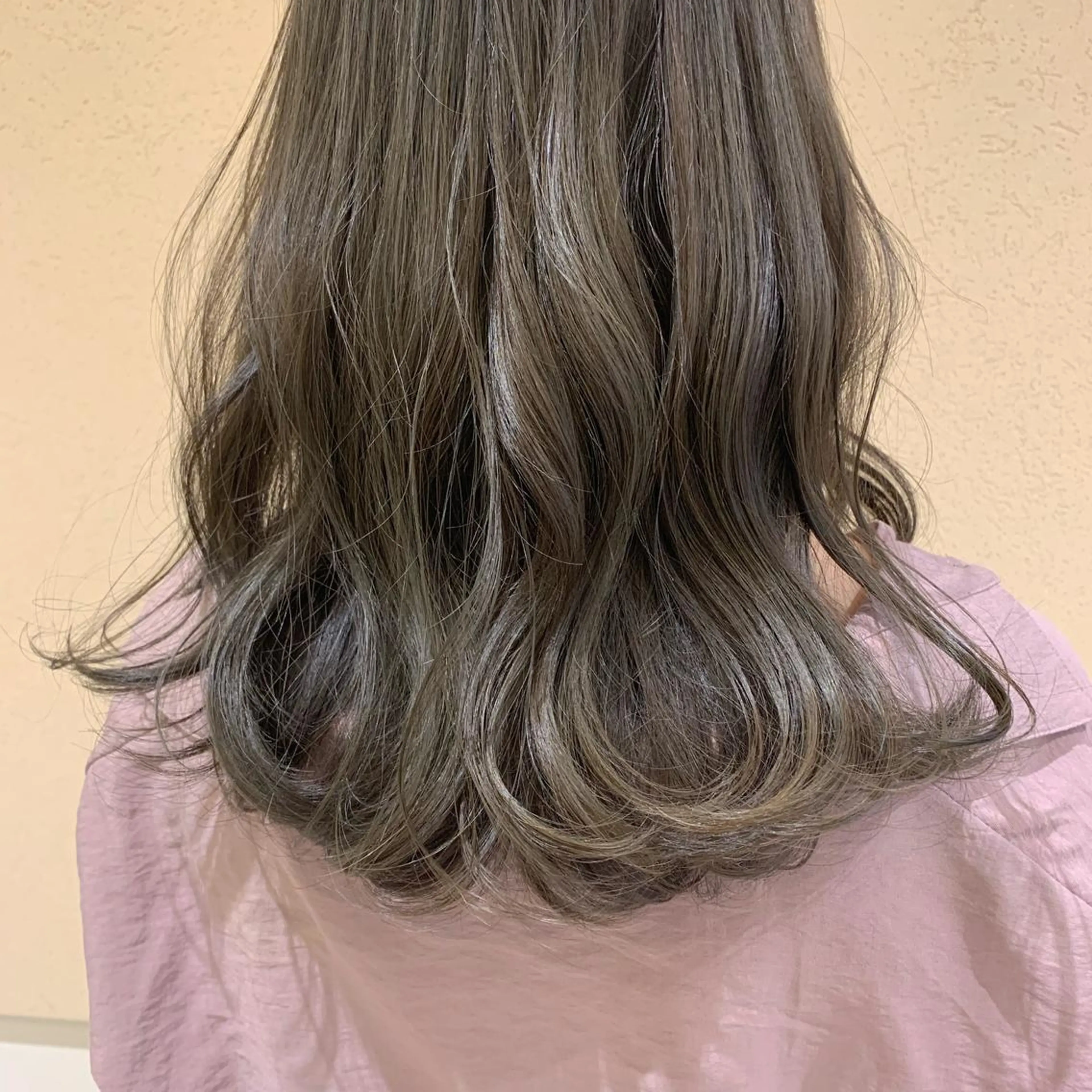 カラー ベージュカラー ヘアカラー トリートメント GO TODAY SHAiRE SALON所属・𝒢𝒾𝓇𝓁𝓎 ⑅　𝓎𝓊𝓀𝒶のヘアスタイル