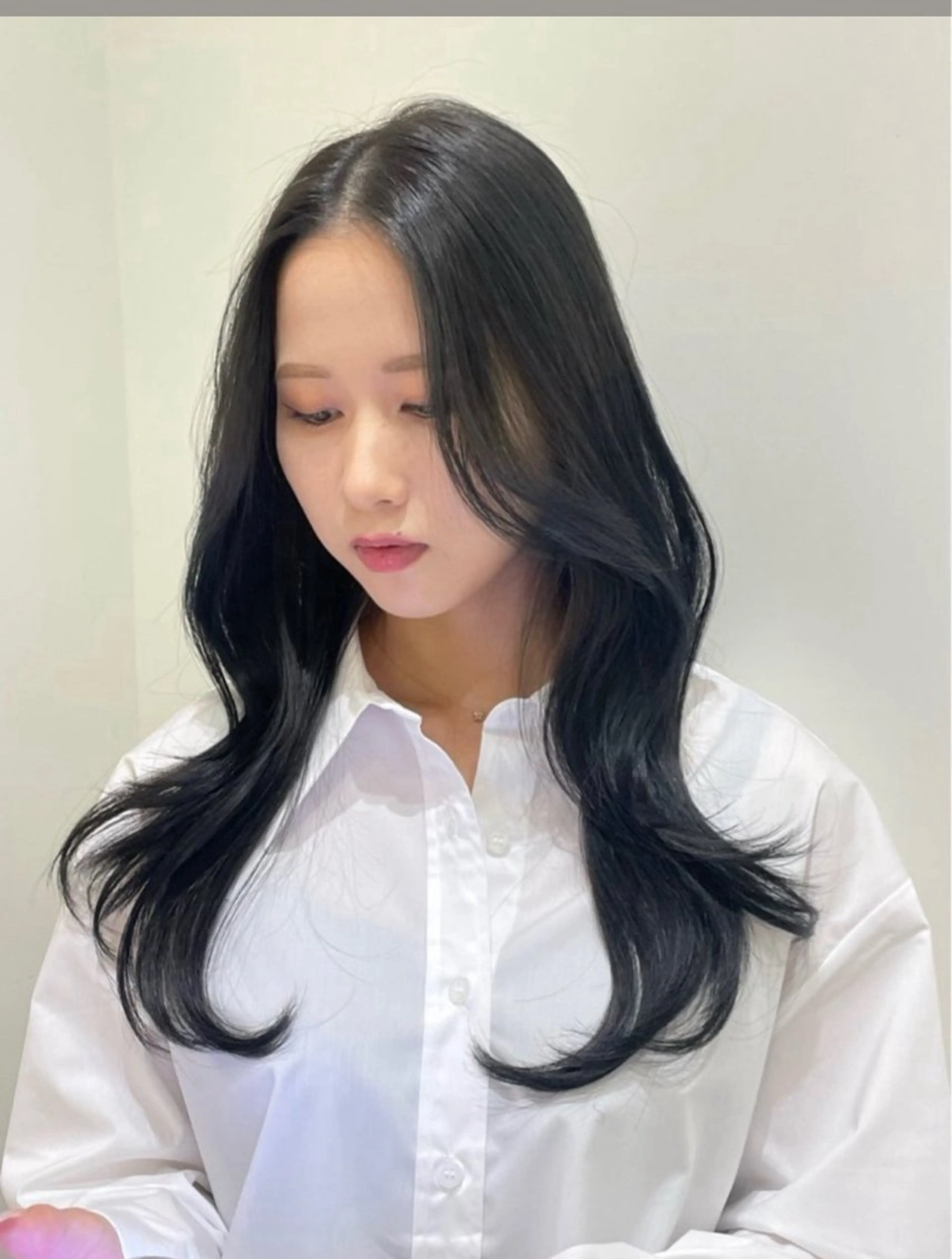 ロング ロングレイヤー ハイレイヤー 韓国風ヘア レイヤーカット ロング カット ヘアカラー トリートメント ❤︎︎韓国ヘア❤︎︎ 𝑺𝒉𝒊𝒉𝒐のヘアスタイル