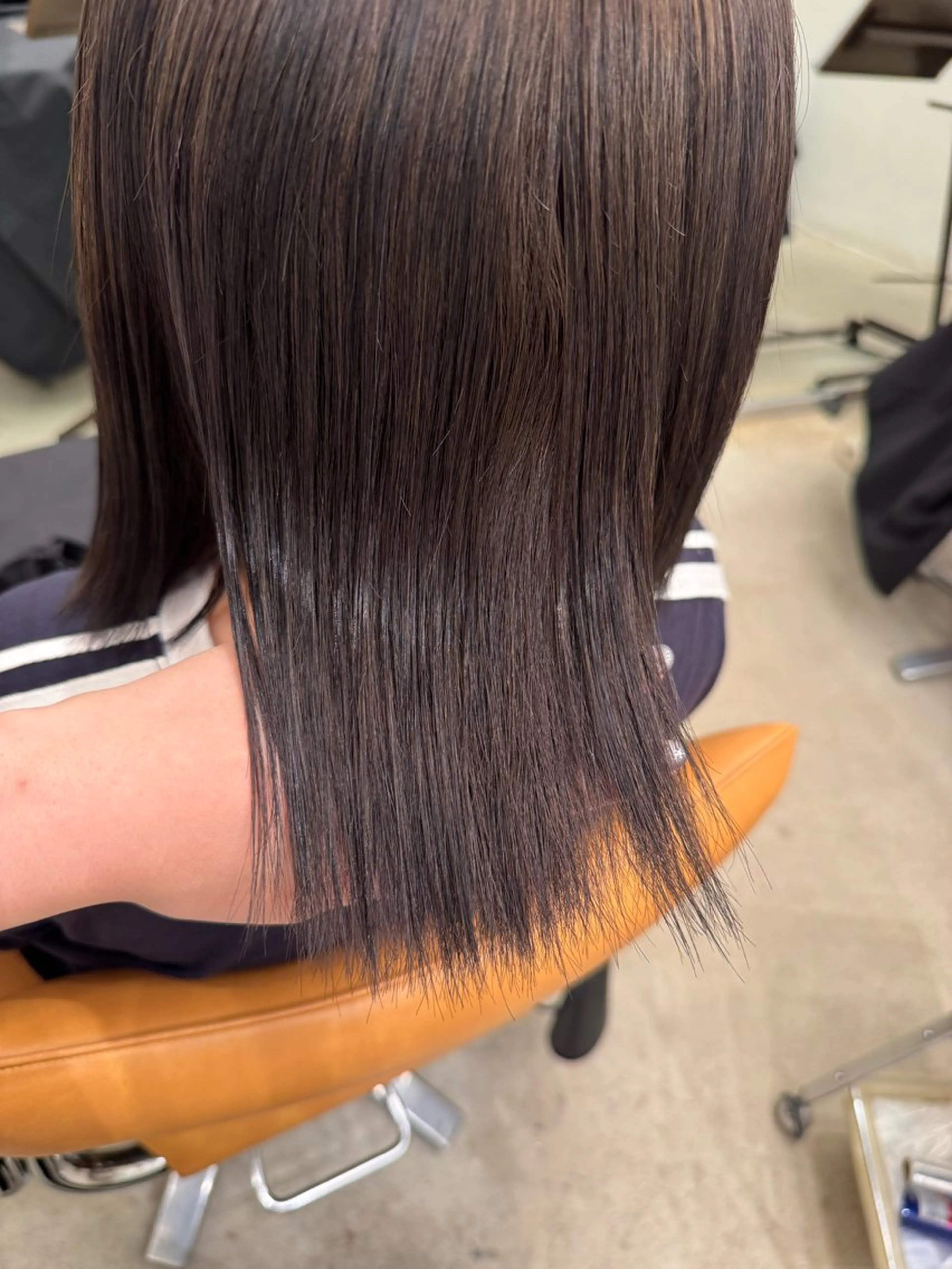 ショート カラー オレンジ 萩原 紗妃のヘアスタイル