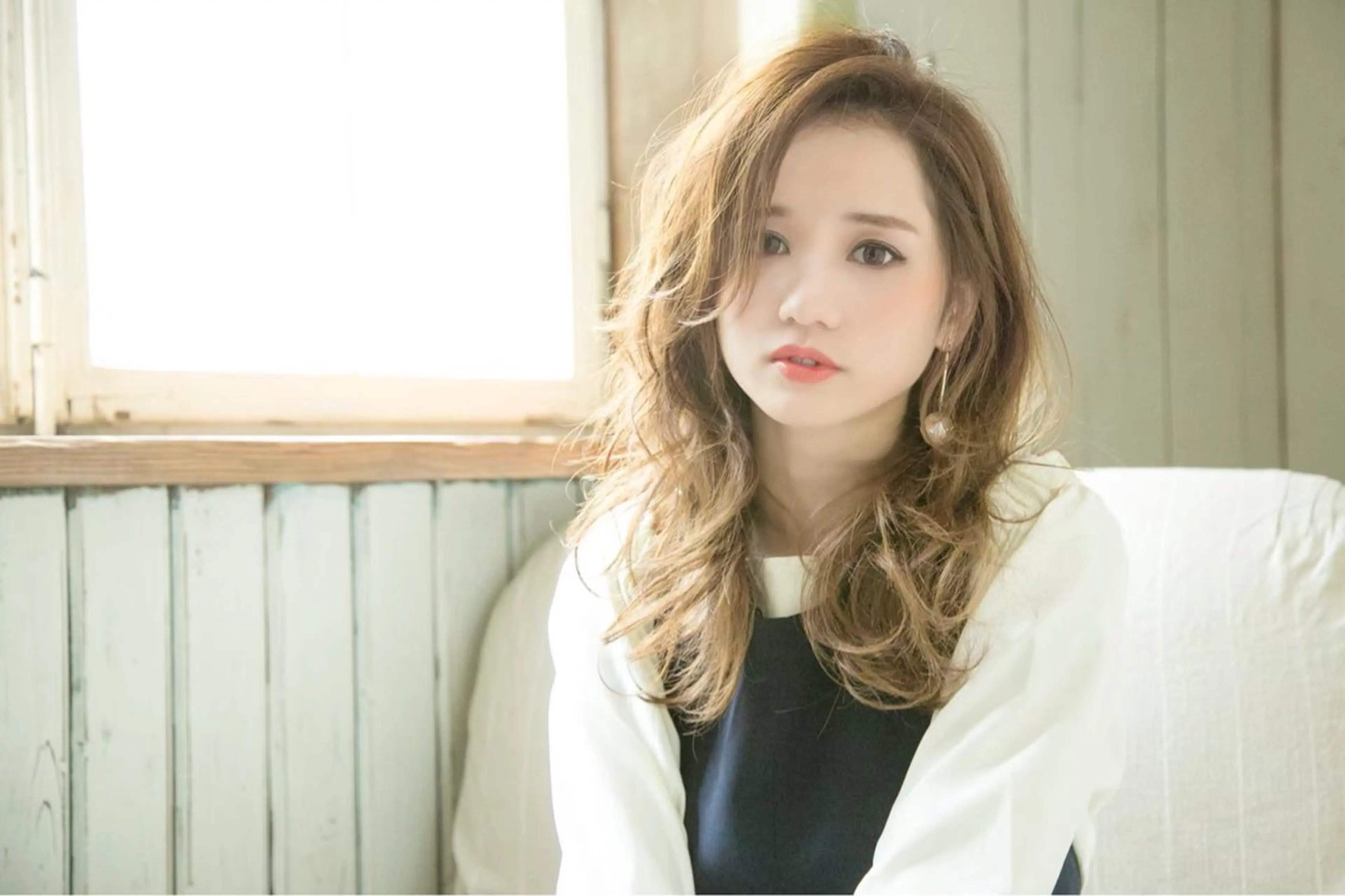 ロング カラー ベージュカラー ブリーチ 透明感カラー ブリーチなしカラー レイヤー/艶髪/ 髪質改善/YUYAのヘアスタイル