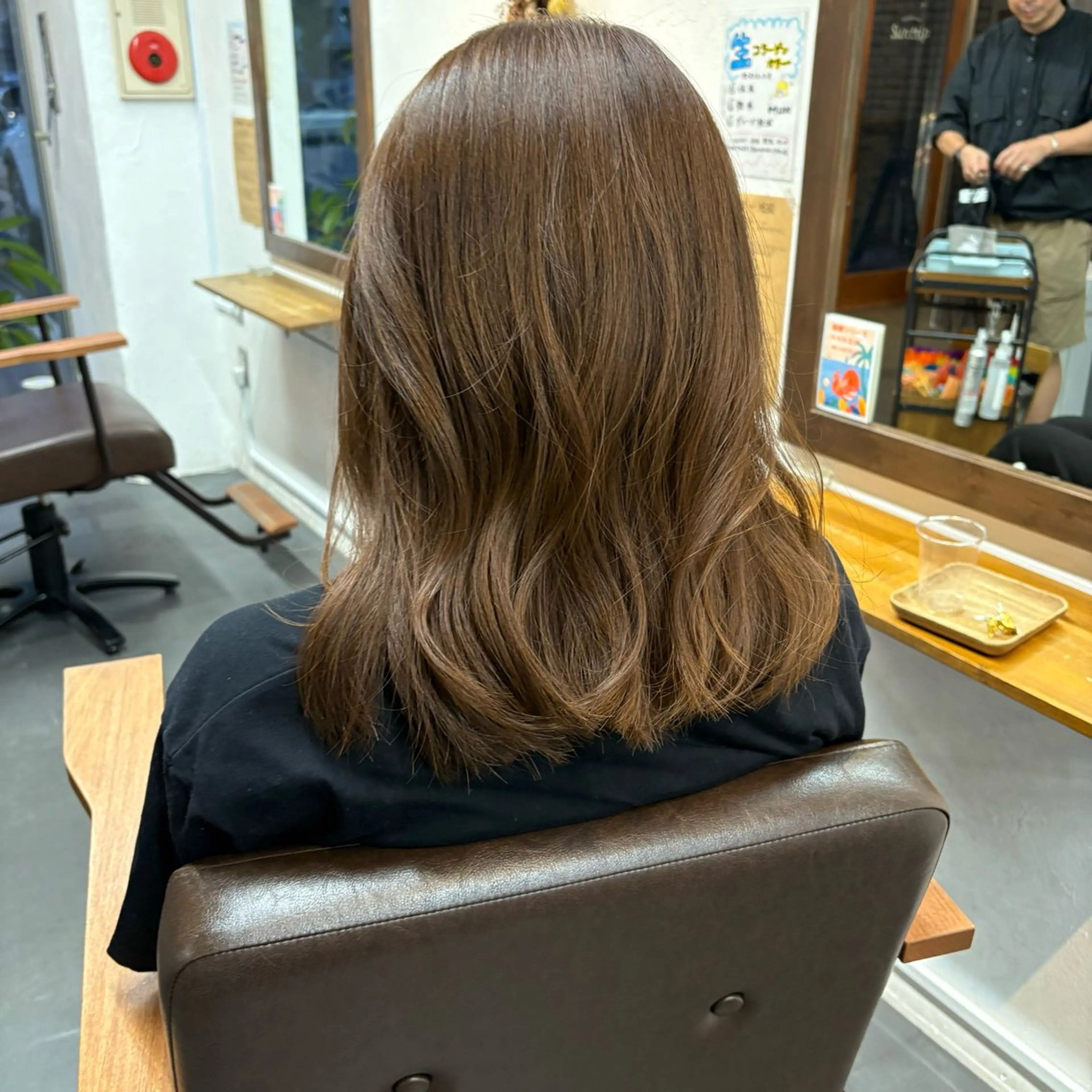 セミロング カラー ヘアカラー sun trip 荒川のヘアスタイル