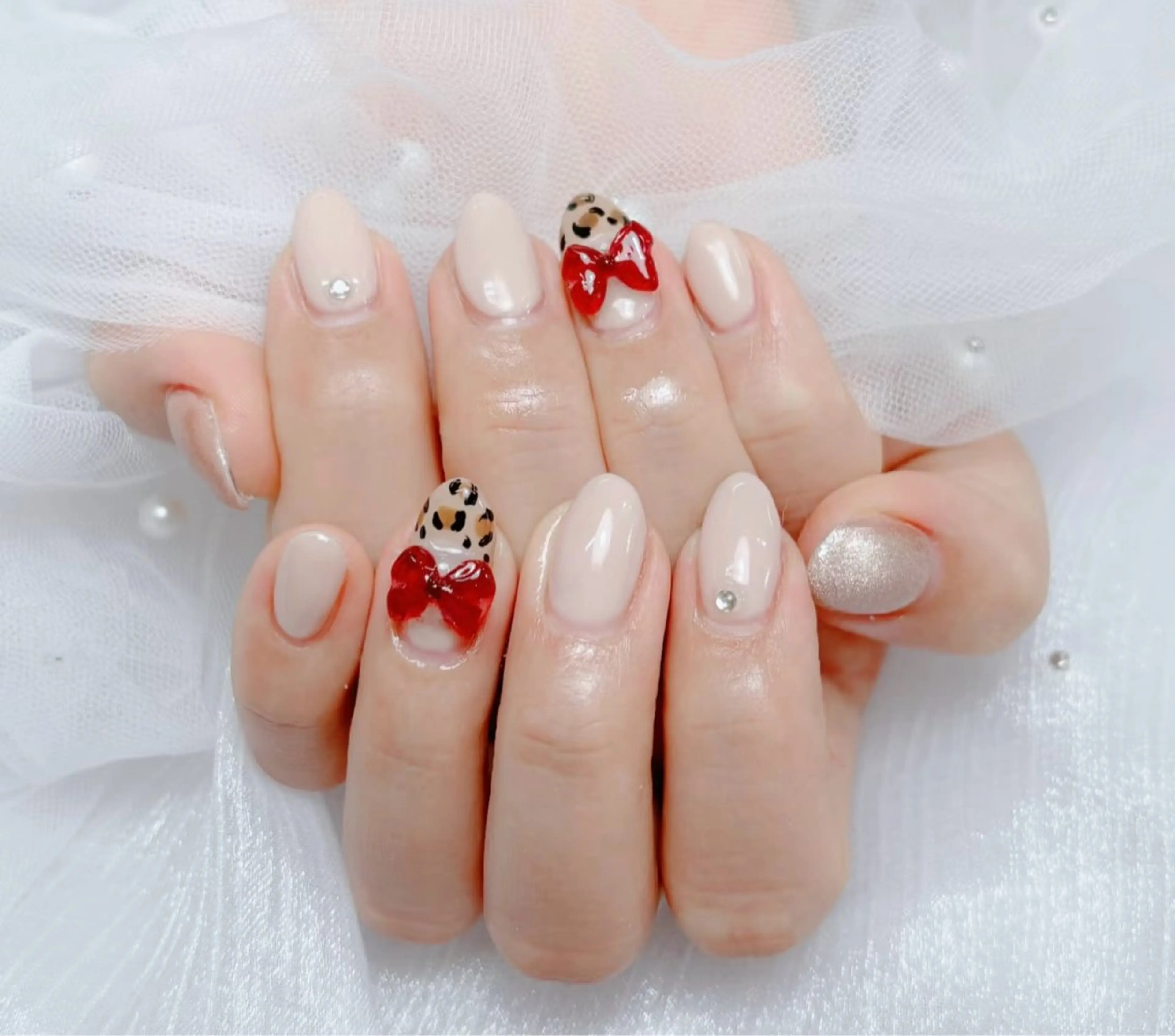 ネイル アートネイル フットネイル フレンチネイル ジェルネイル ガラスフレンチ ハンドネイル Mimo beau ty   salonのネイルデザイン