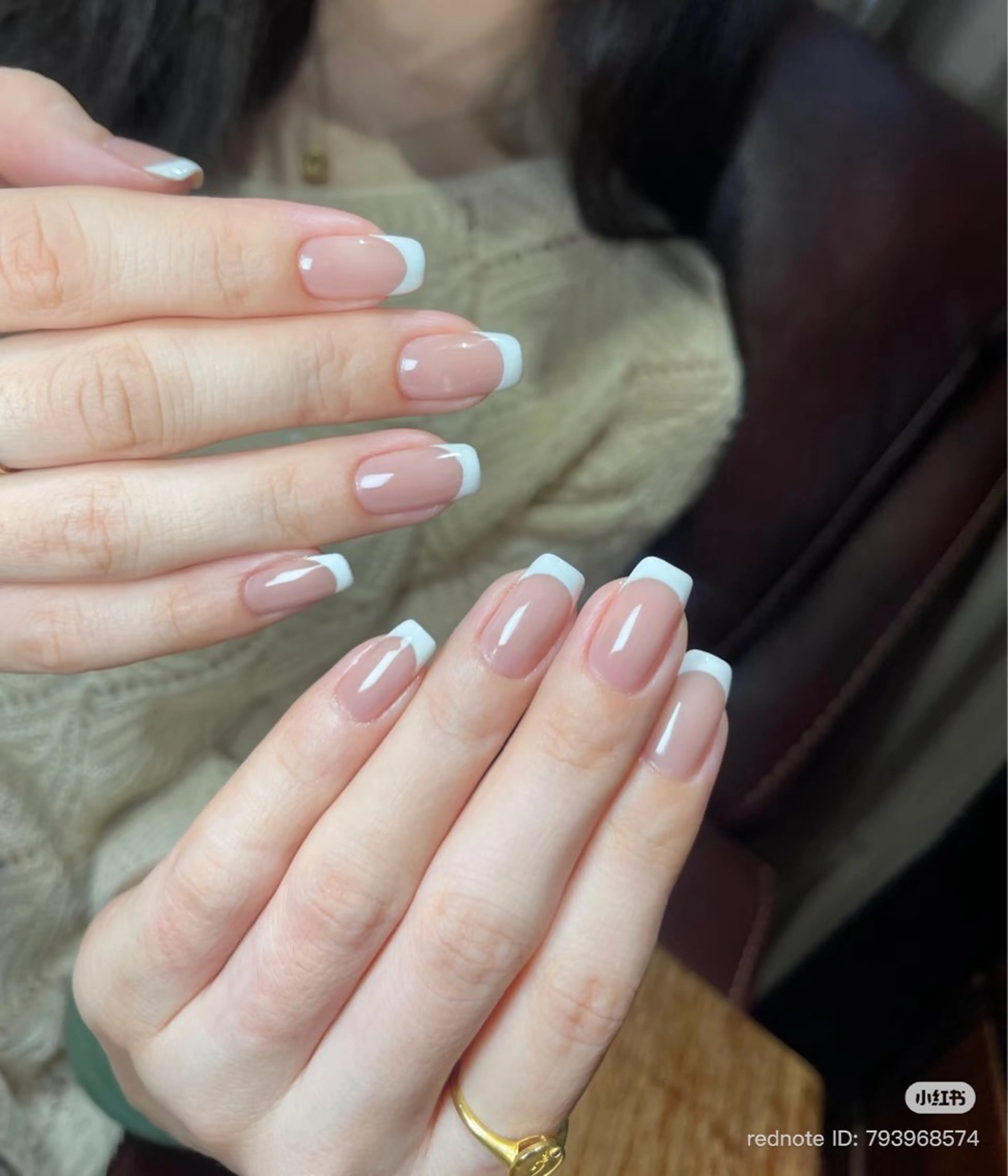 【短い爪にもok】フレンチネイル+ベースカラー付き　¥4990の写真