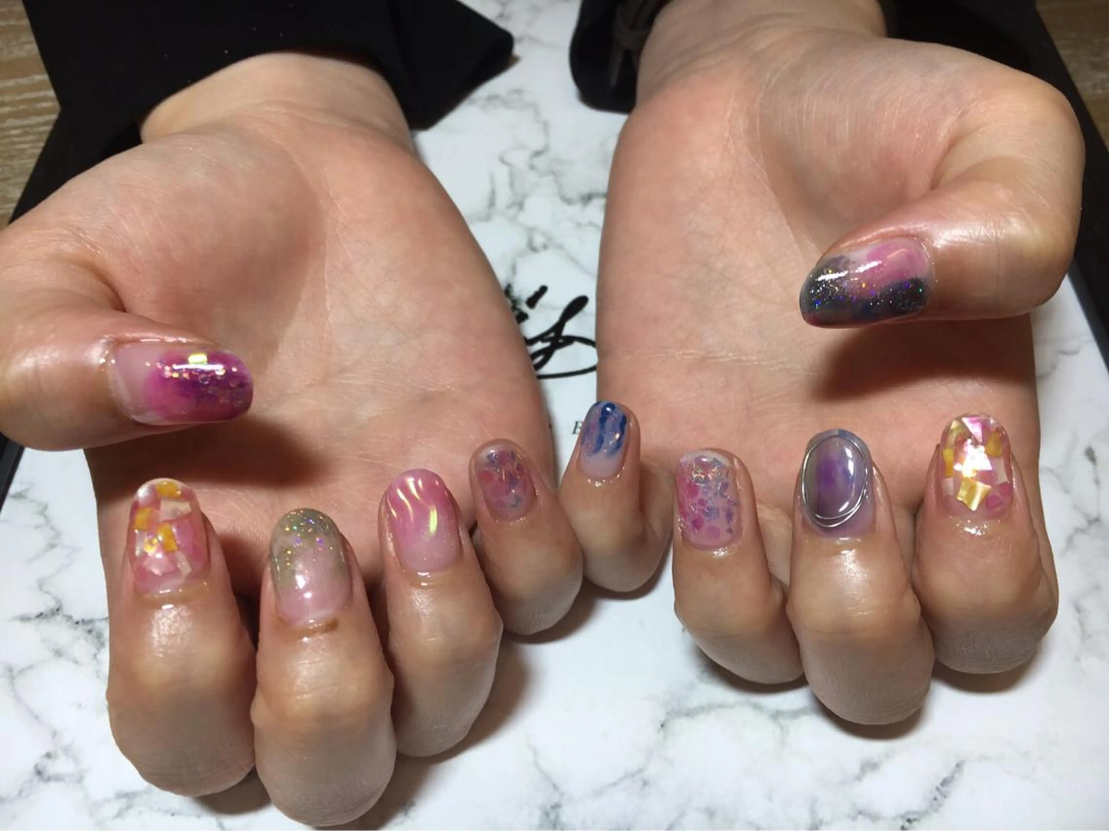 ネイル 持ち込み ハンドネイル LOVE NAIL 💕Sonoのネイルデザイン