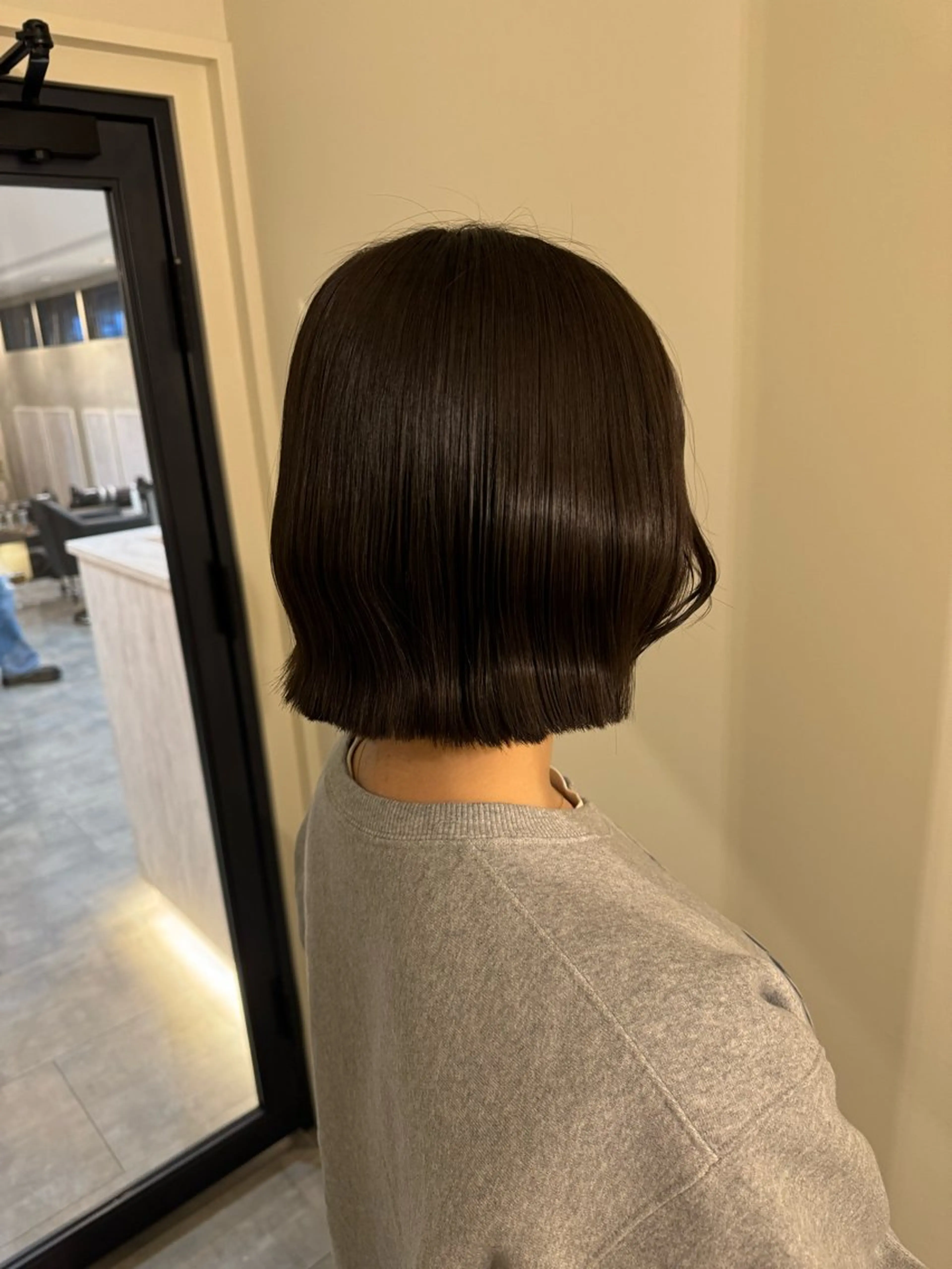 ミディアム カラー ヘアカラー 内沼 恵留菜のヘアスタイル