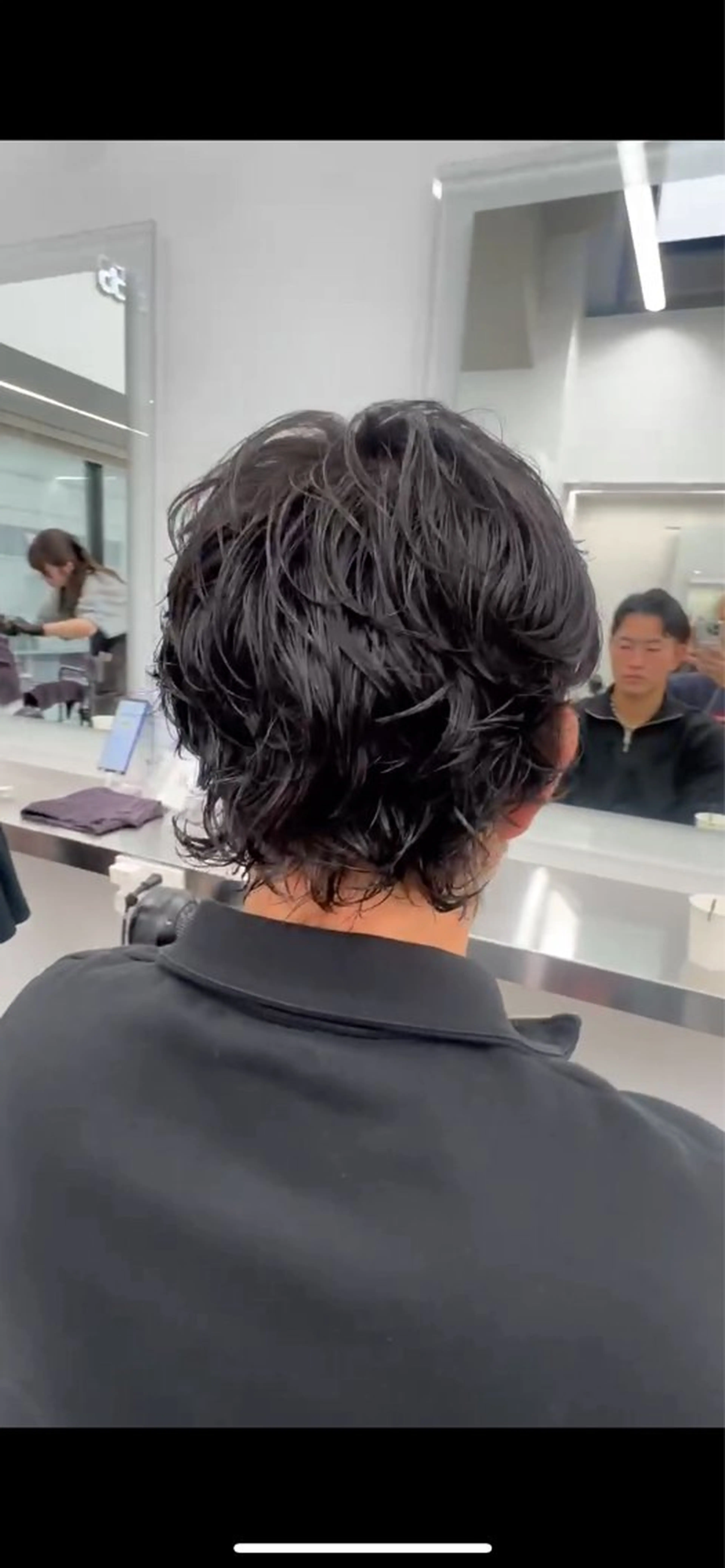 ロング カット パーマ 透明感ハイトーンヘア 🤍ririka🤍のヘアスタイル