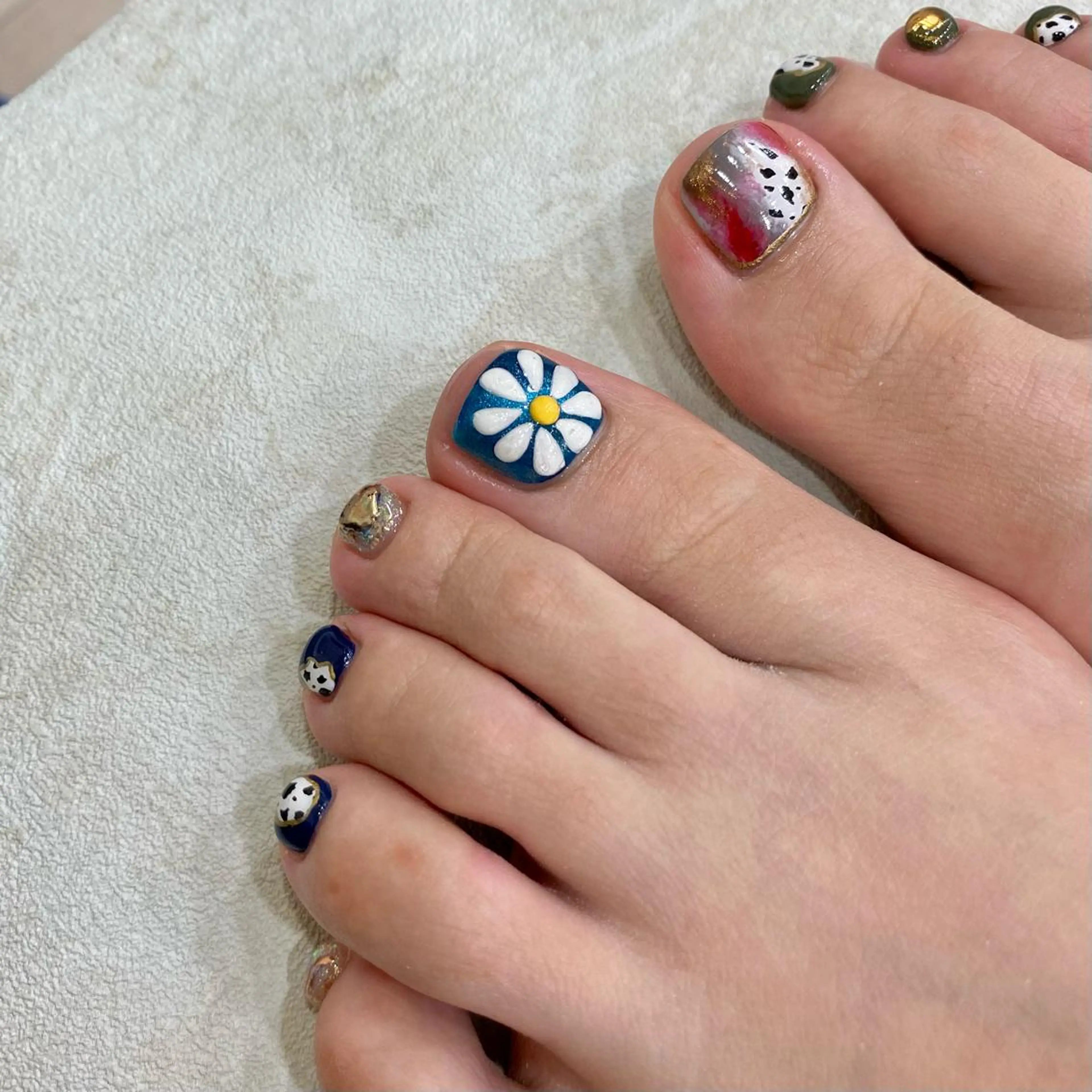 ネイル 安藤 彩乃のネイルデザイン