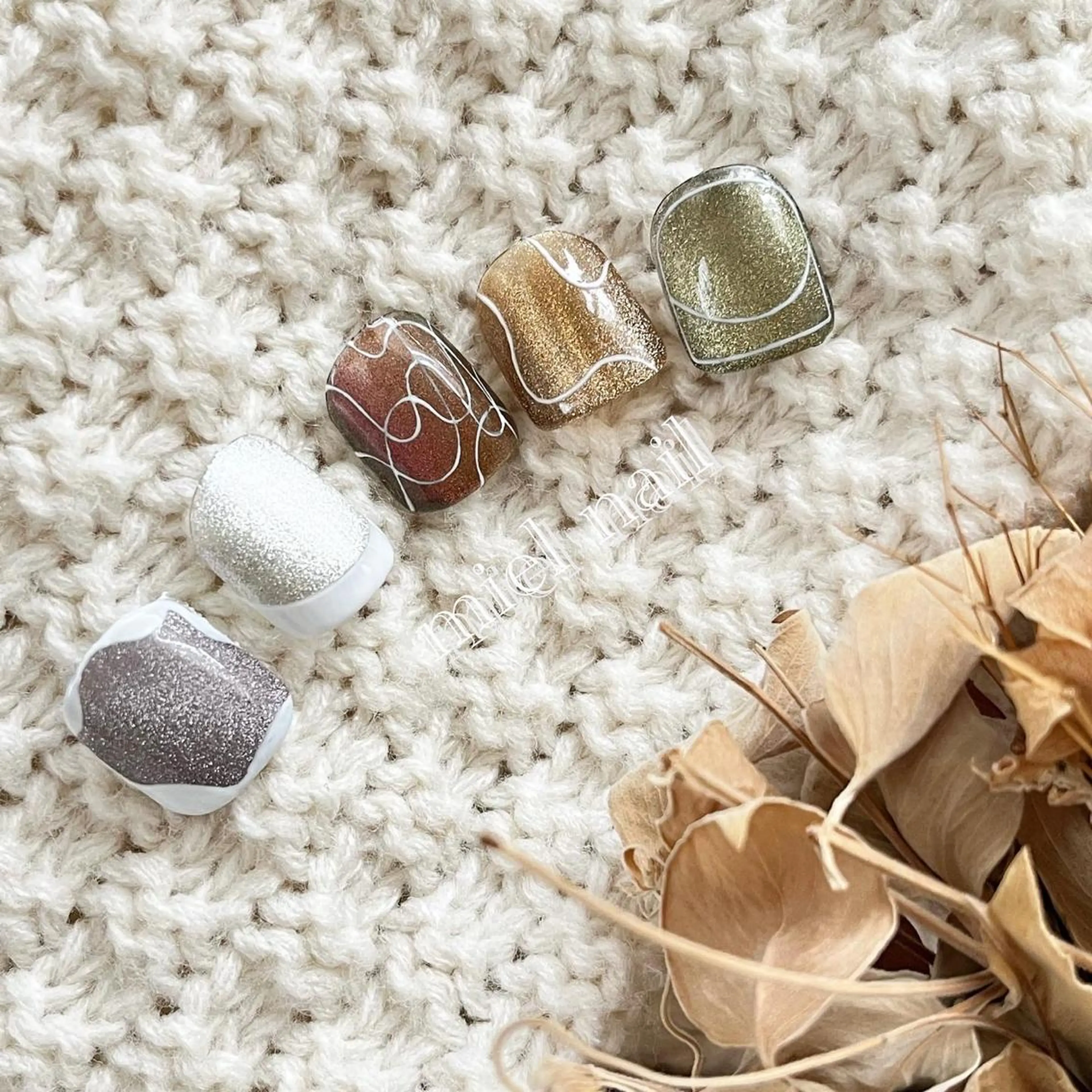 ネイル フットネイル フレンチネイル マグネットネイル miel nailのネイルデザイン