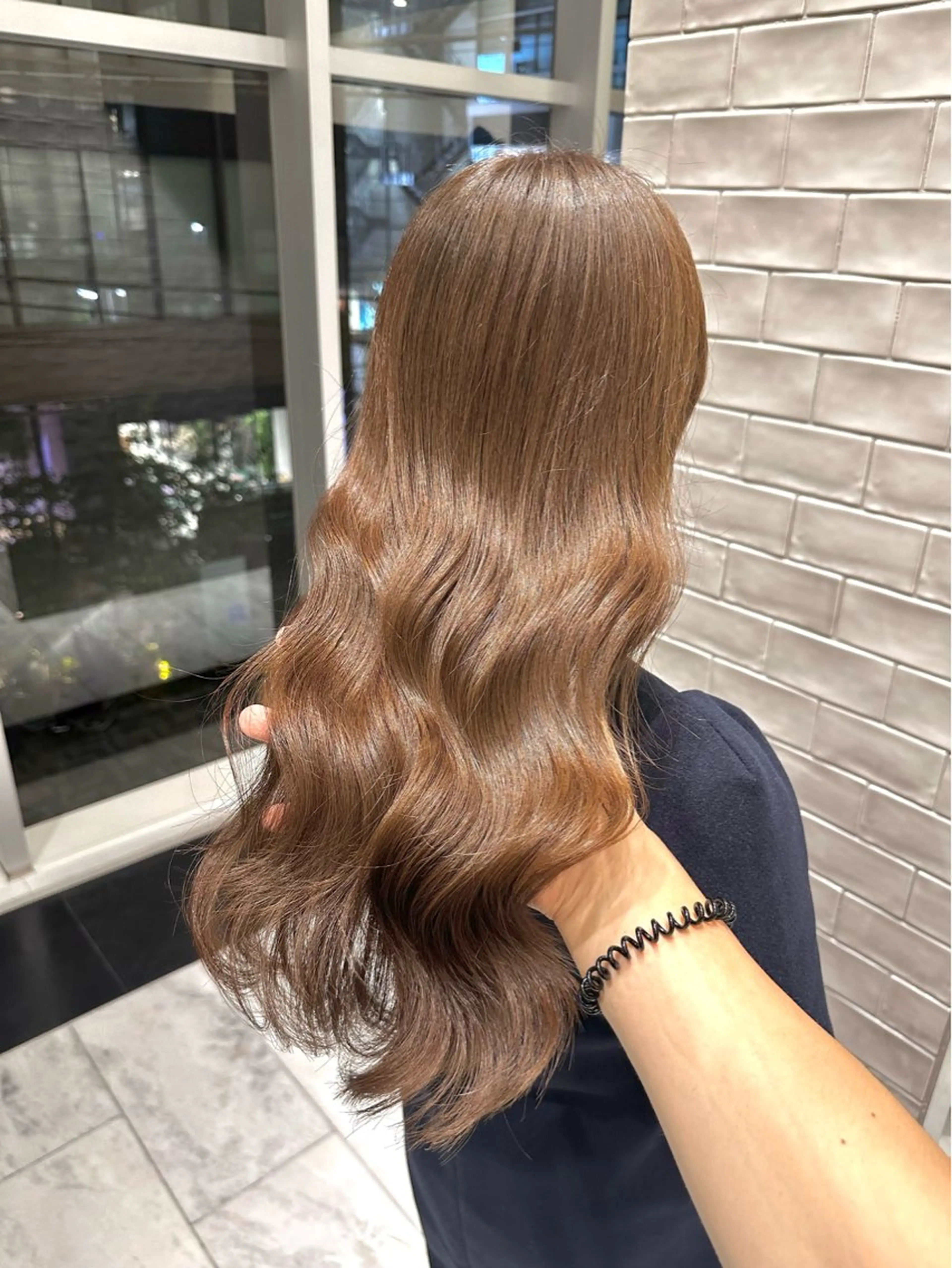 ロング カラー ベージュカラー ブリーチ ブリーチなしカラー ヘアカラー トリートメント LUMO所属・矢野 晃平のヘアスタイル