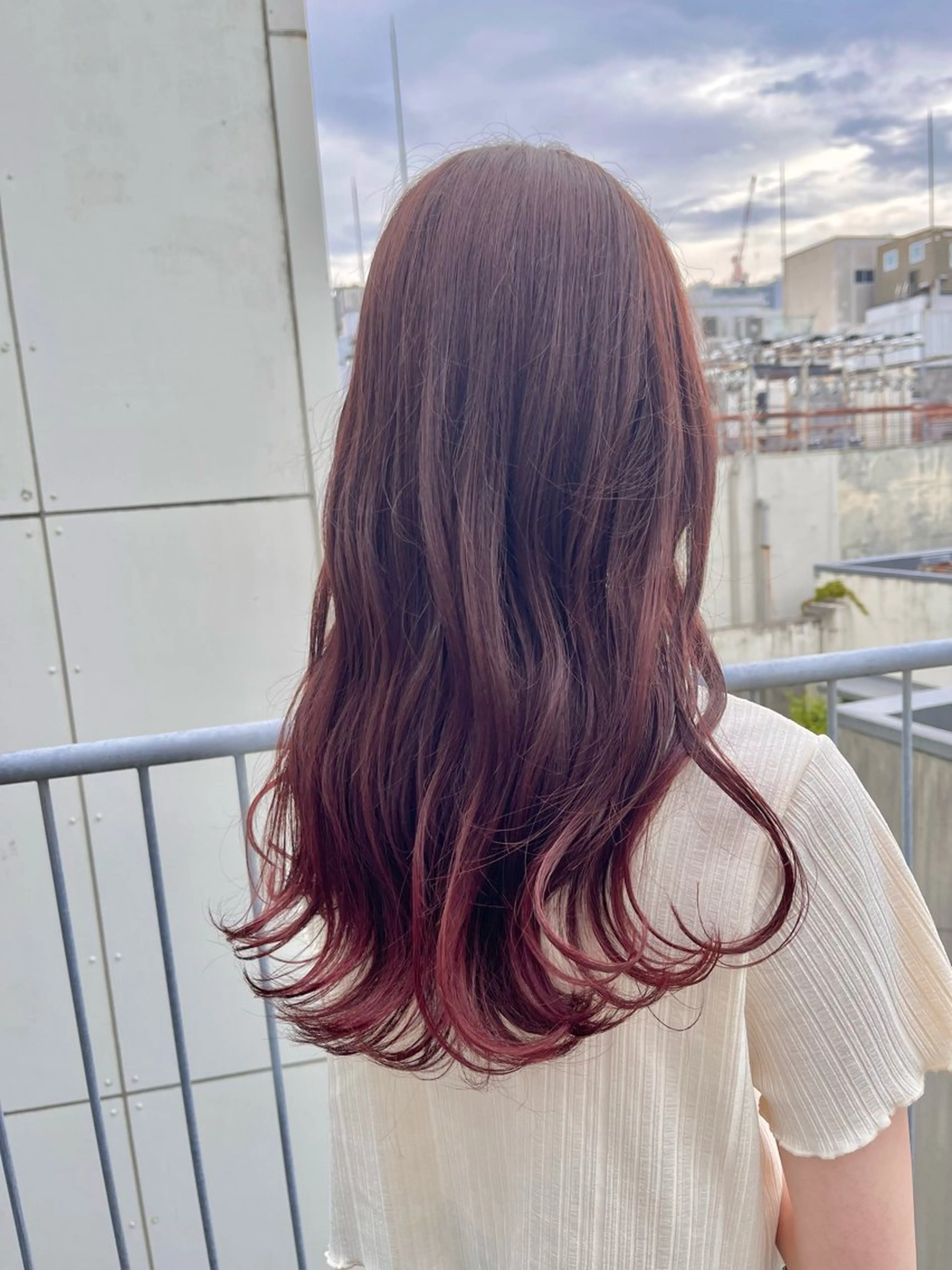 ロング カラー ピンクカラー ヘアカラー トリートメント くさかみさき🌼暖色 /耳つぼ/オタク🌼のヘアスタイル
