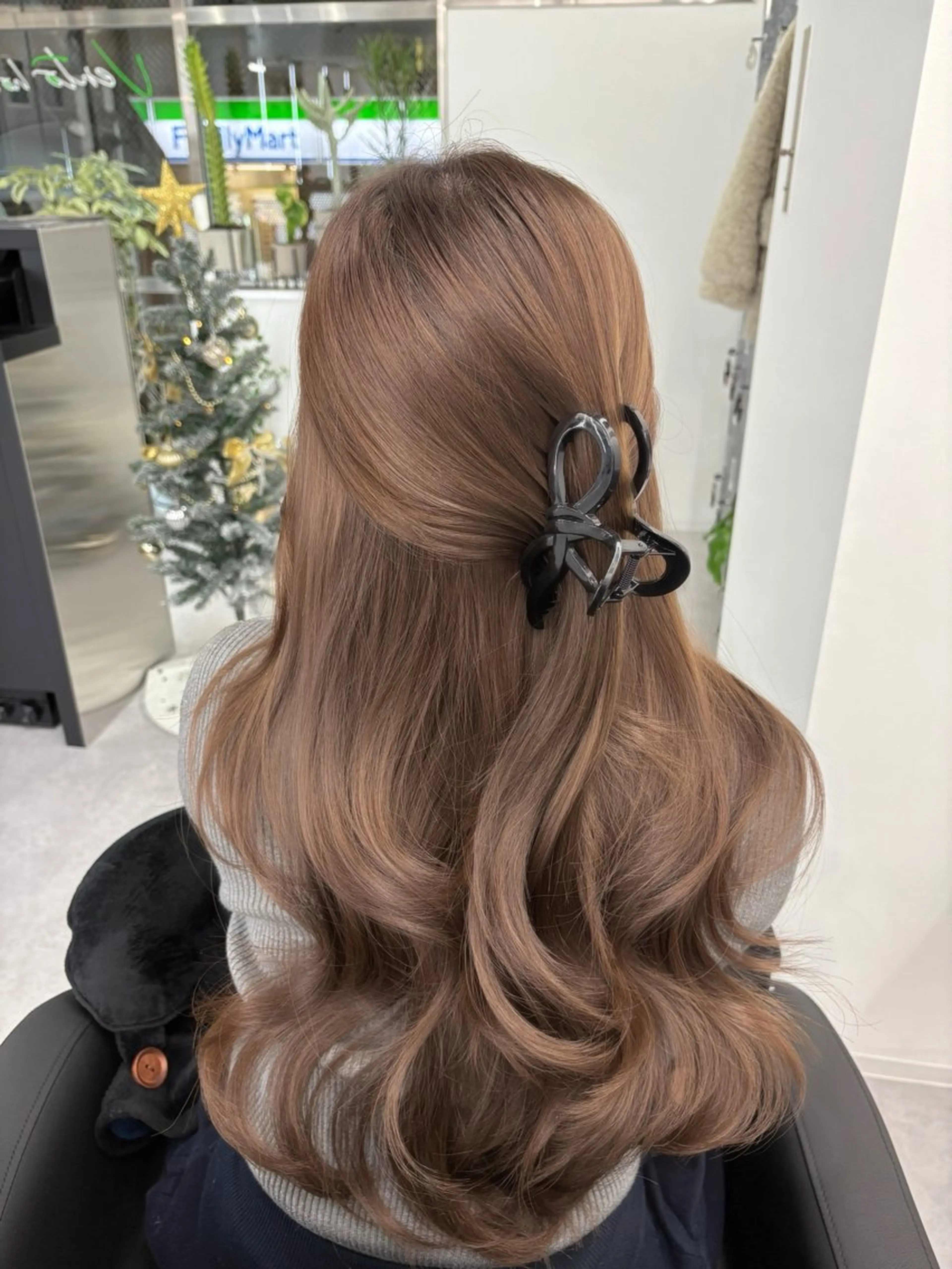 ロング カラー アディクシーカラー アッシュ アッシュブラック ベージュカラー 黒髪 カット ヘアカラー Ardore 韓国風カラー大阪のヘアスタイル