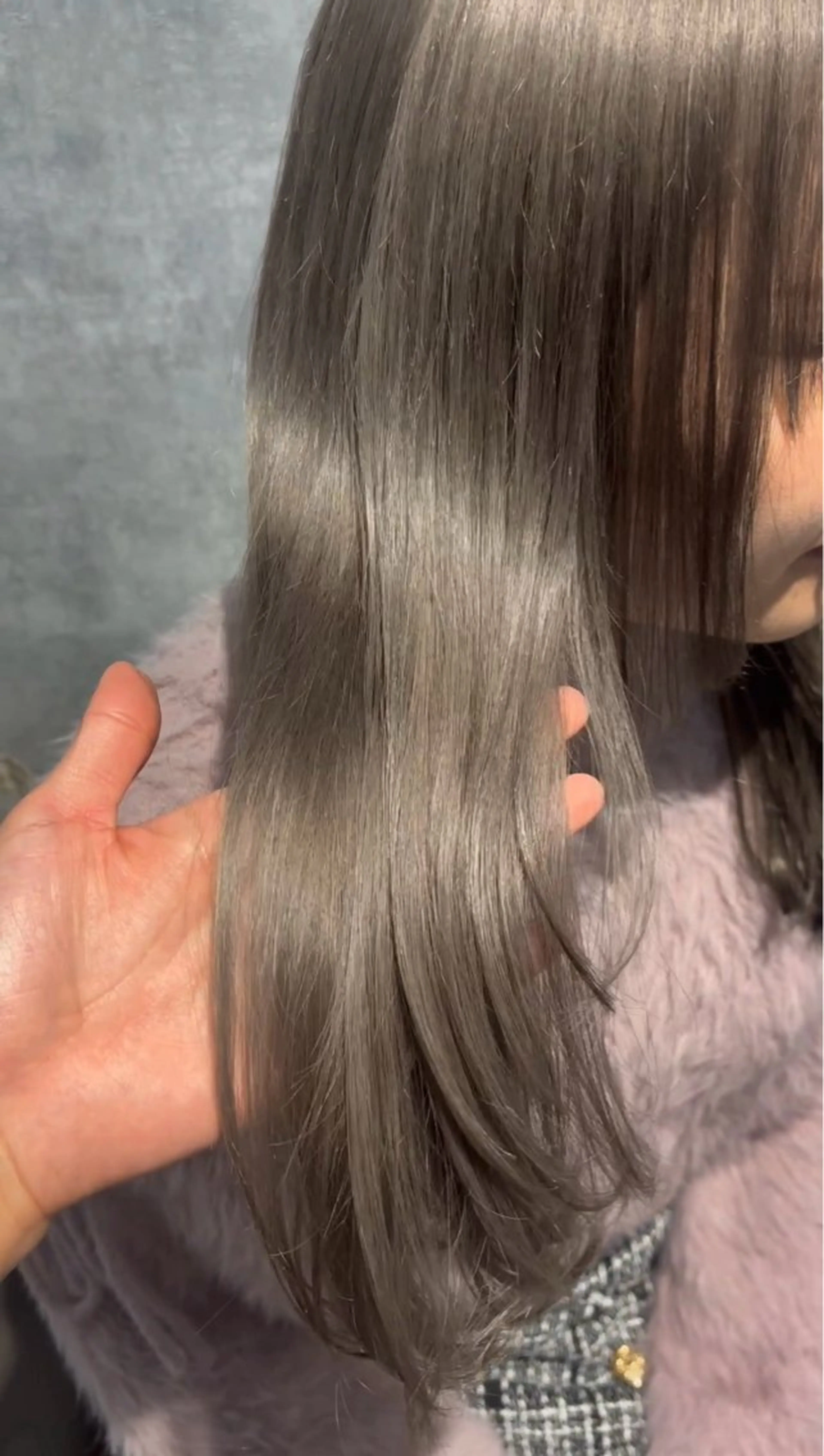 ロング カット ヘアカラー トリートメント 🌐NATSUMI 🌐【寒色カラー】のヘアスタイル