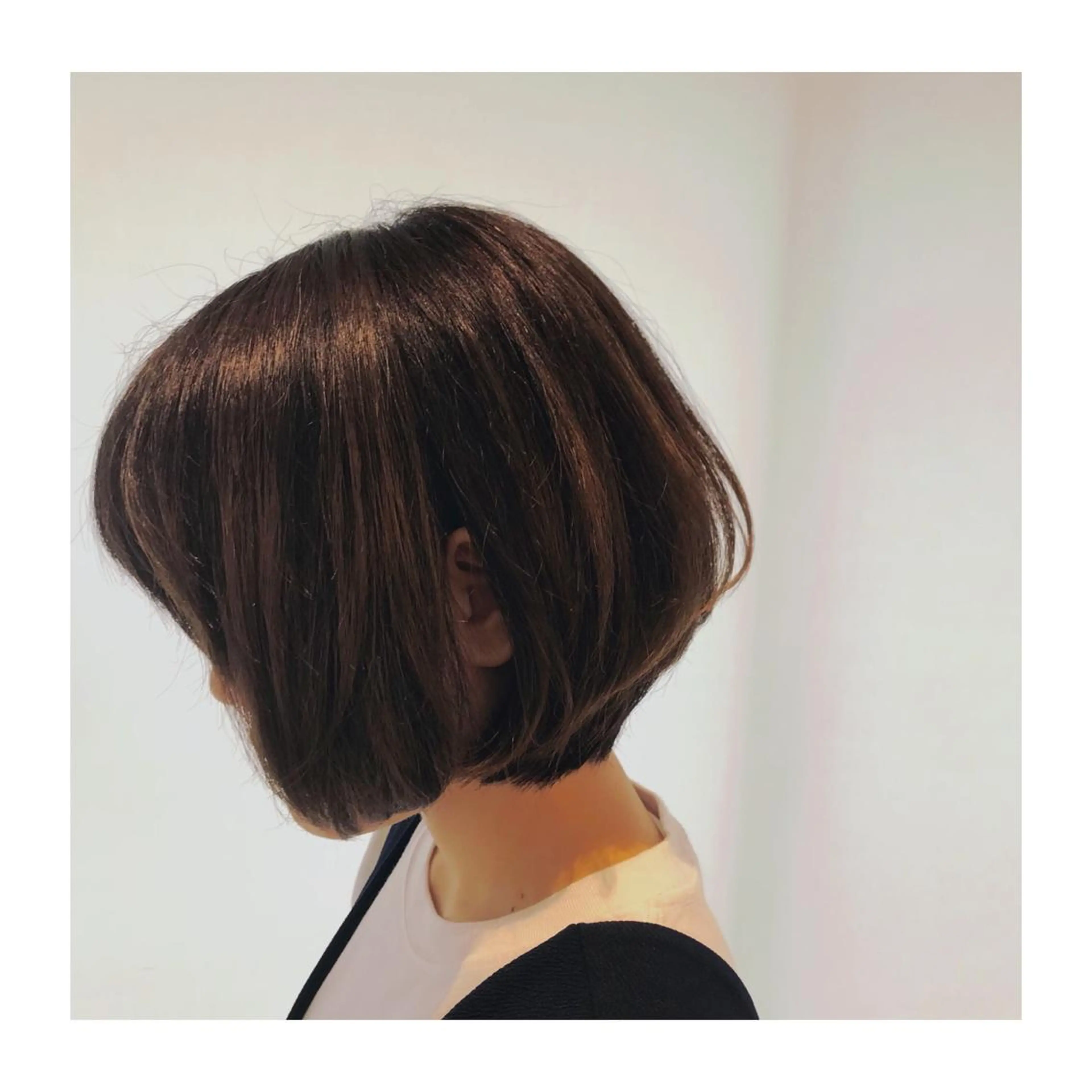 ミディアム 30代からの大人 ショートのヘアスタイル