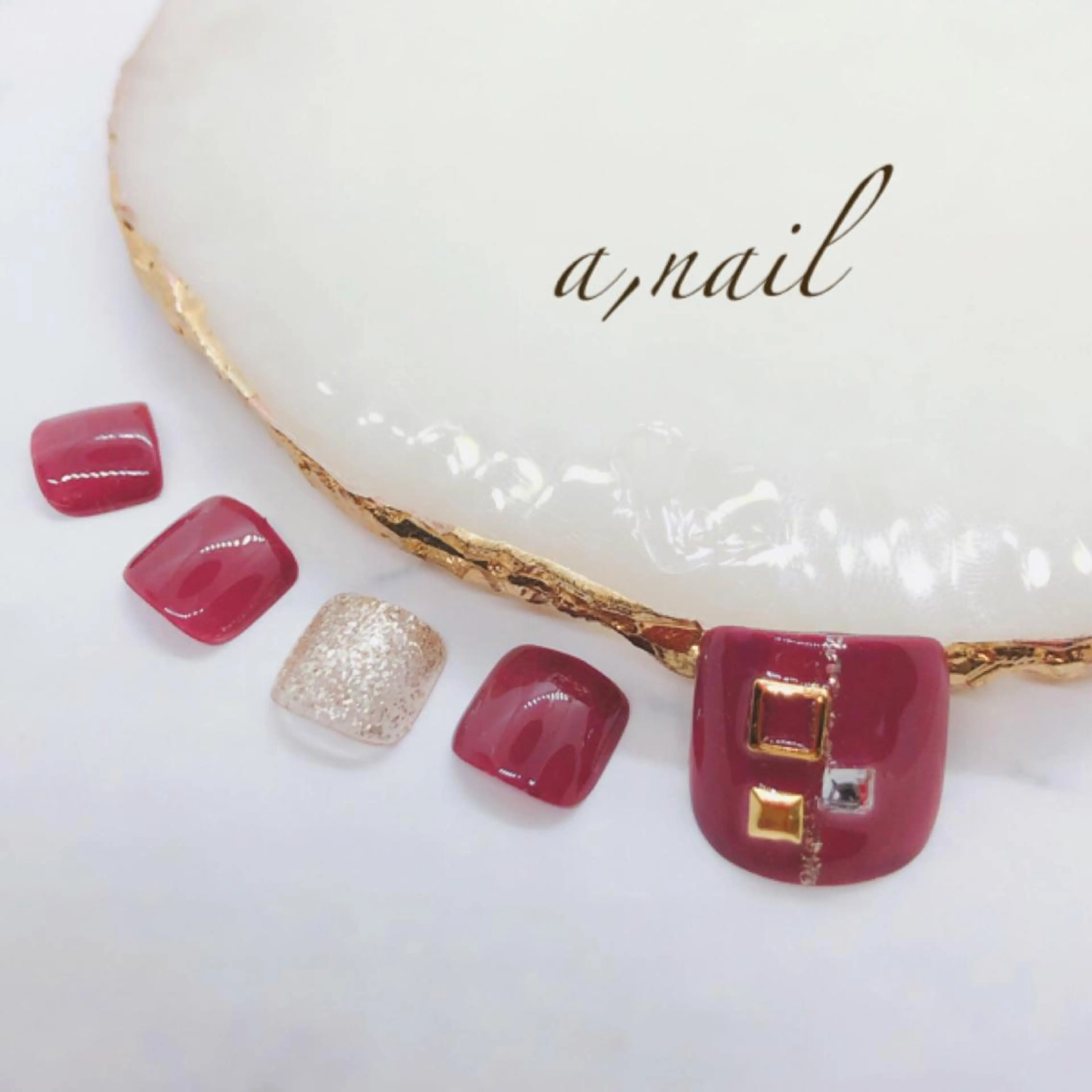 ネイル フットネイル ジェルネイル グラデーション ニュアンスネイル オフィスネイル フットネイル ネイルサロン エーネイルのネイルデザイン