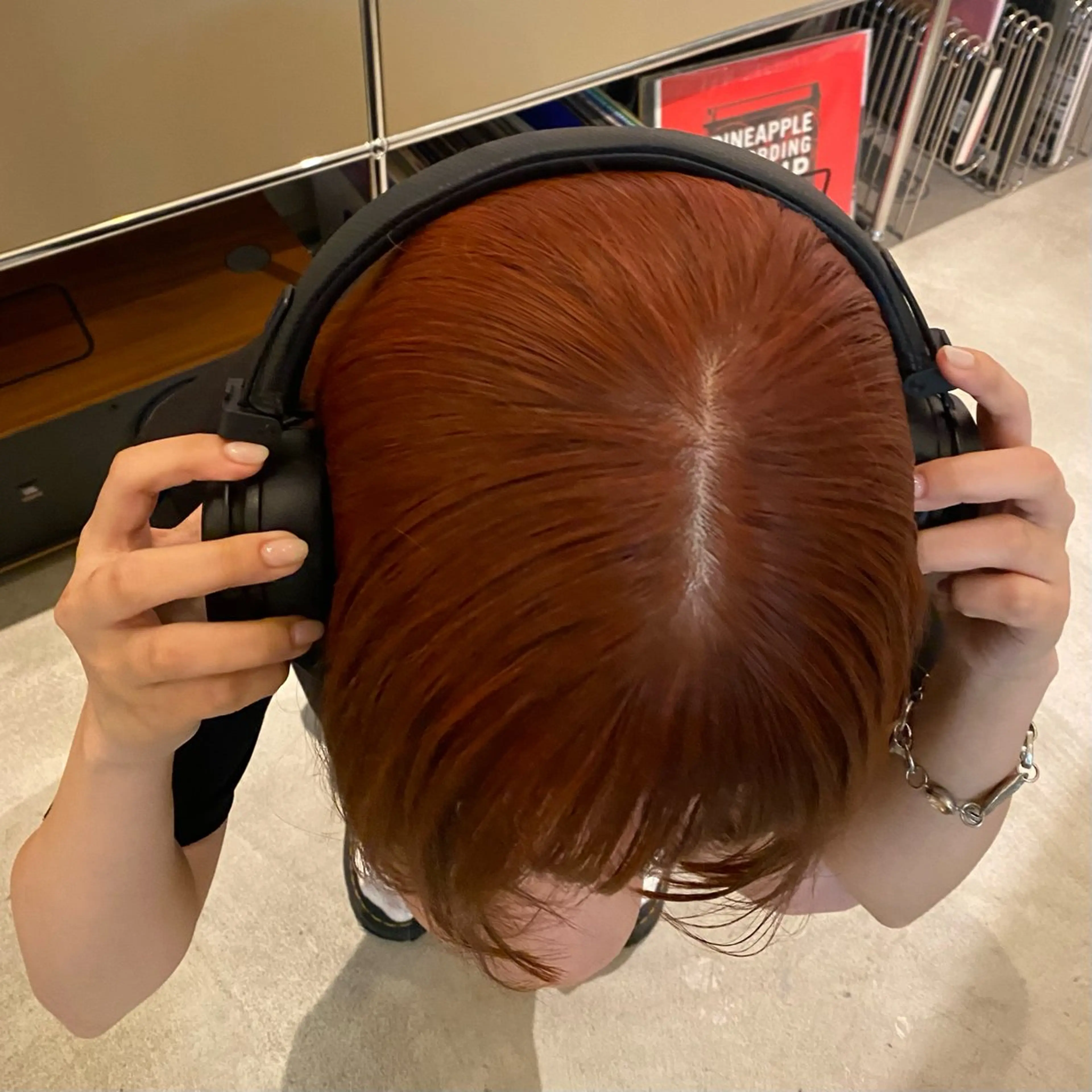 ショート hinata /ハイトーンのヘアスタイル