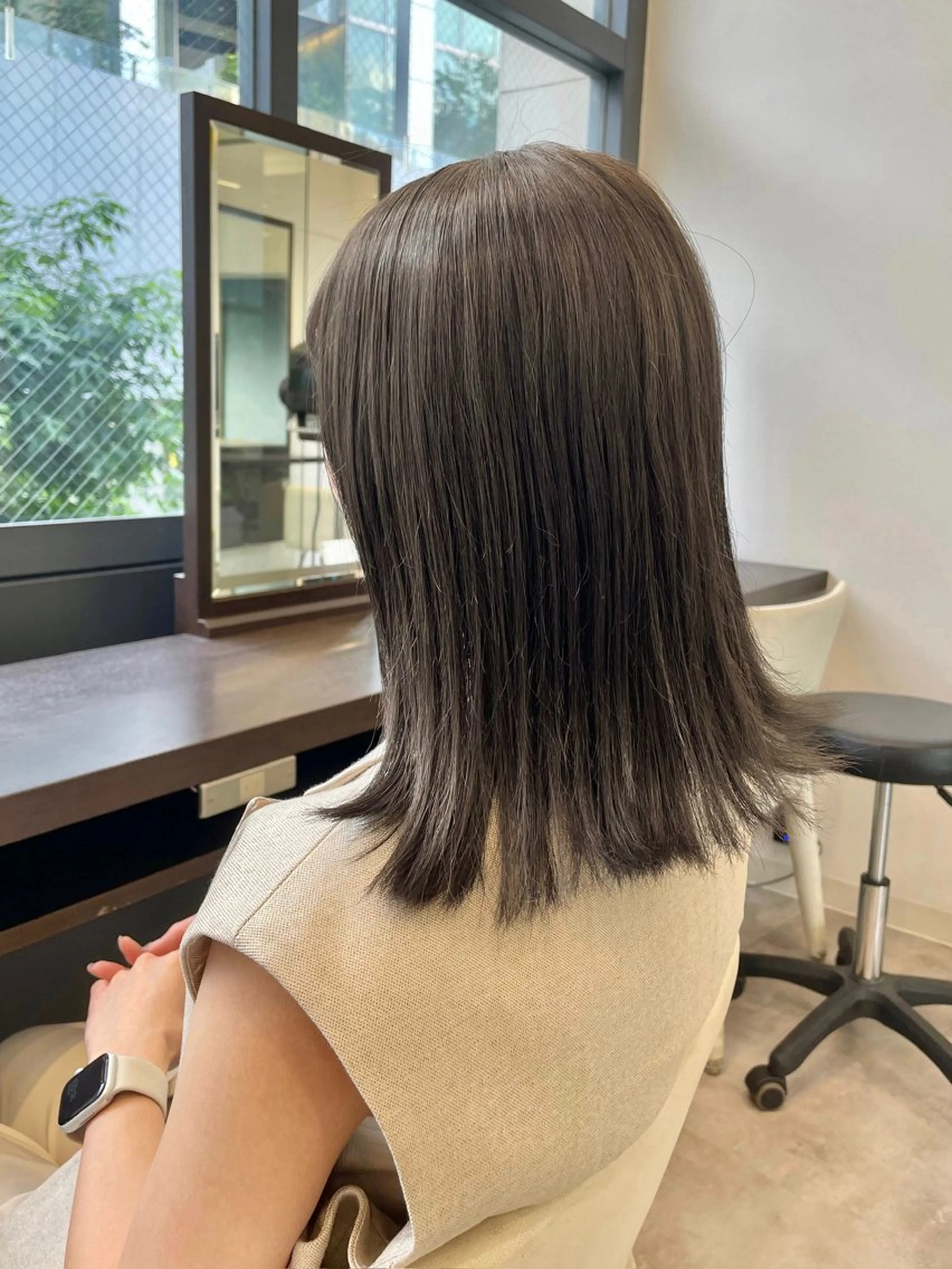 ミディアム カラー 艶カラー/レイヤー カット✂️近澤瑠以のヘアスタイル