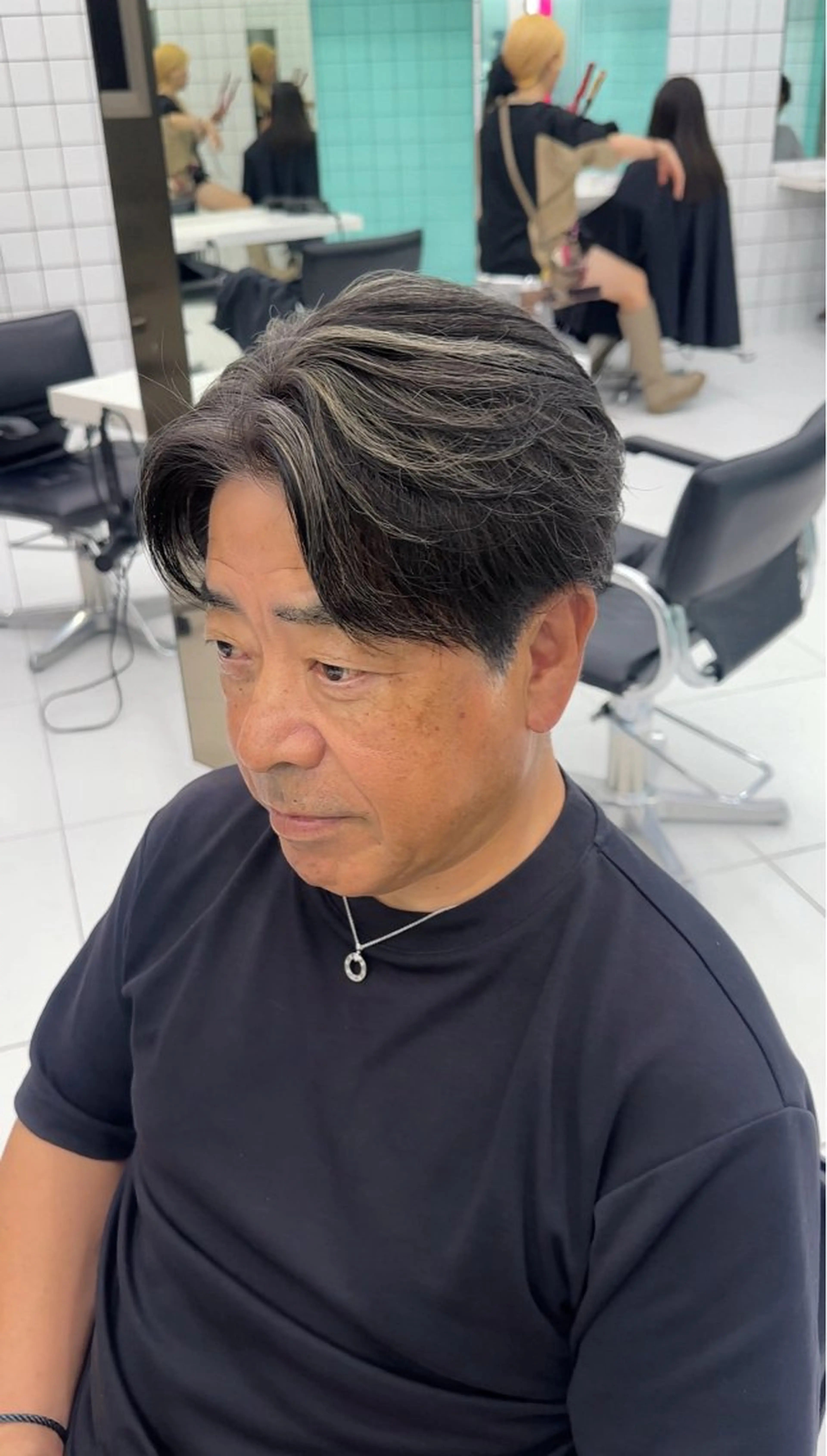 メンズ メンズハイライト メンズメッシュ カット ヘアカラー 白髪ぼかしメッシュ/ 大人メッシュ/ゆうとのヘアスタイル