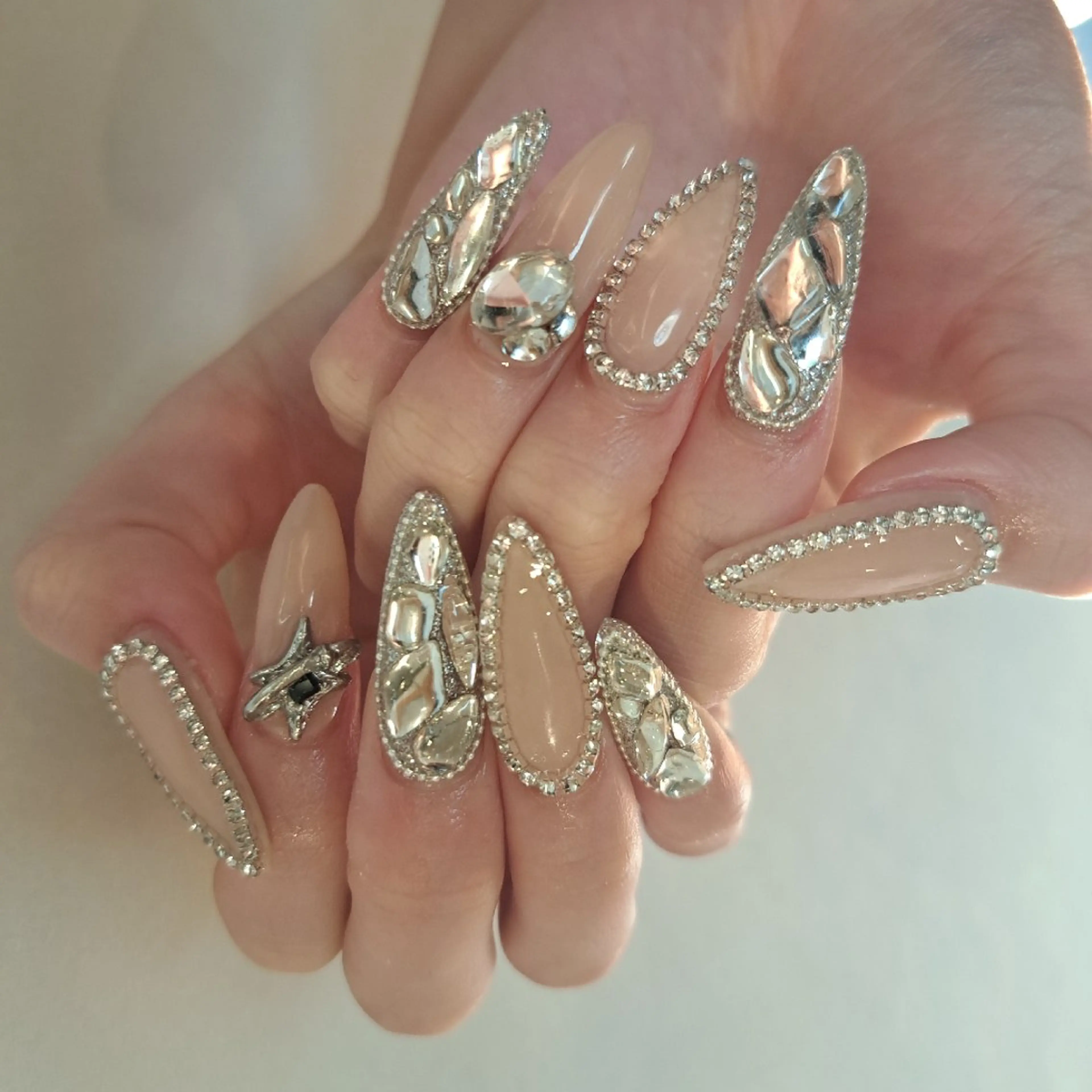 ネイル アートネイル ジェルネイル キラキラネイル 持ち込み Nail mood /アートし放題のネイルデザイン