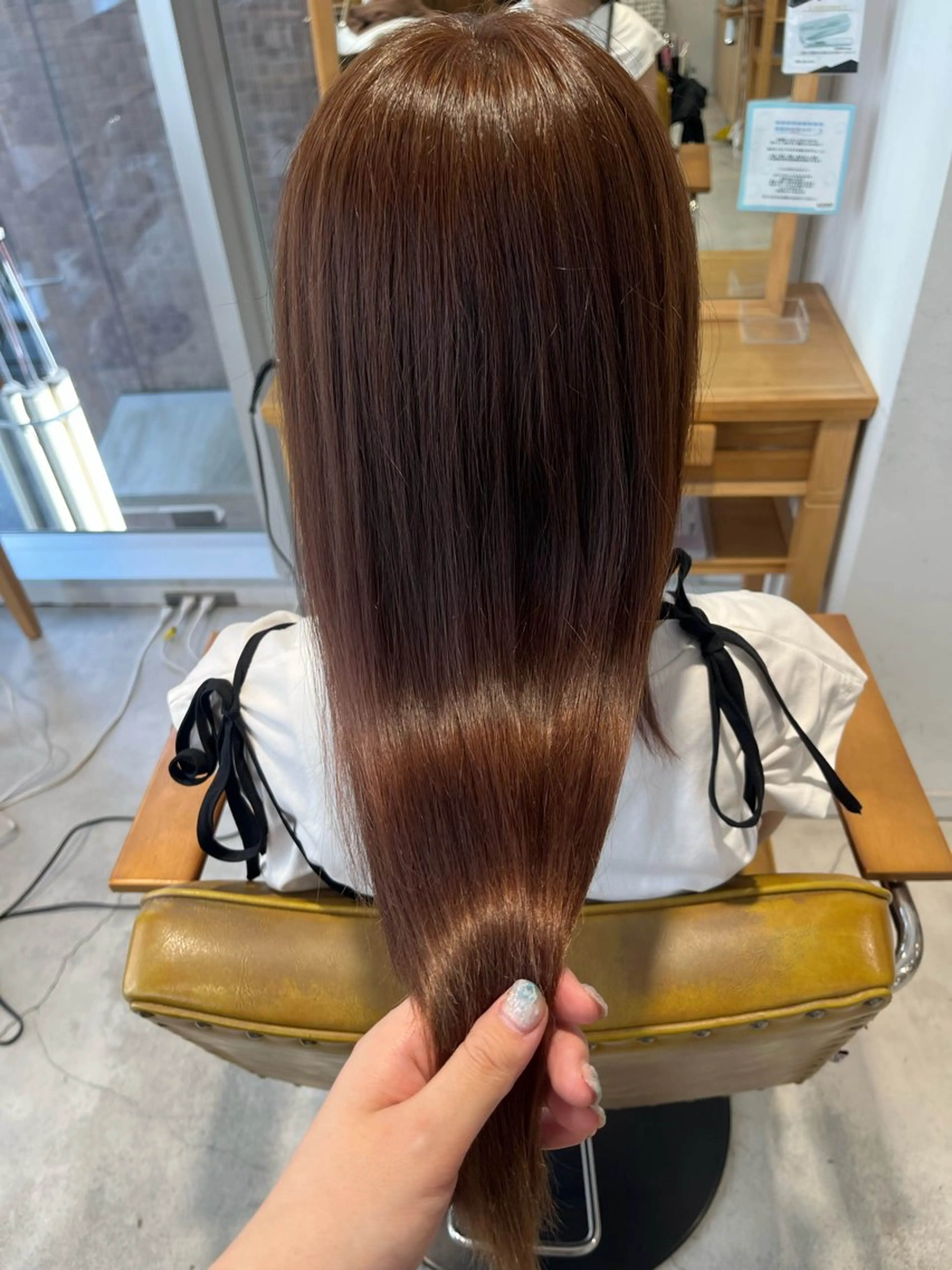 ロング ヘアカラー 和泉田 真白のヘアスタイル