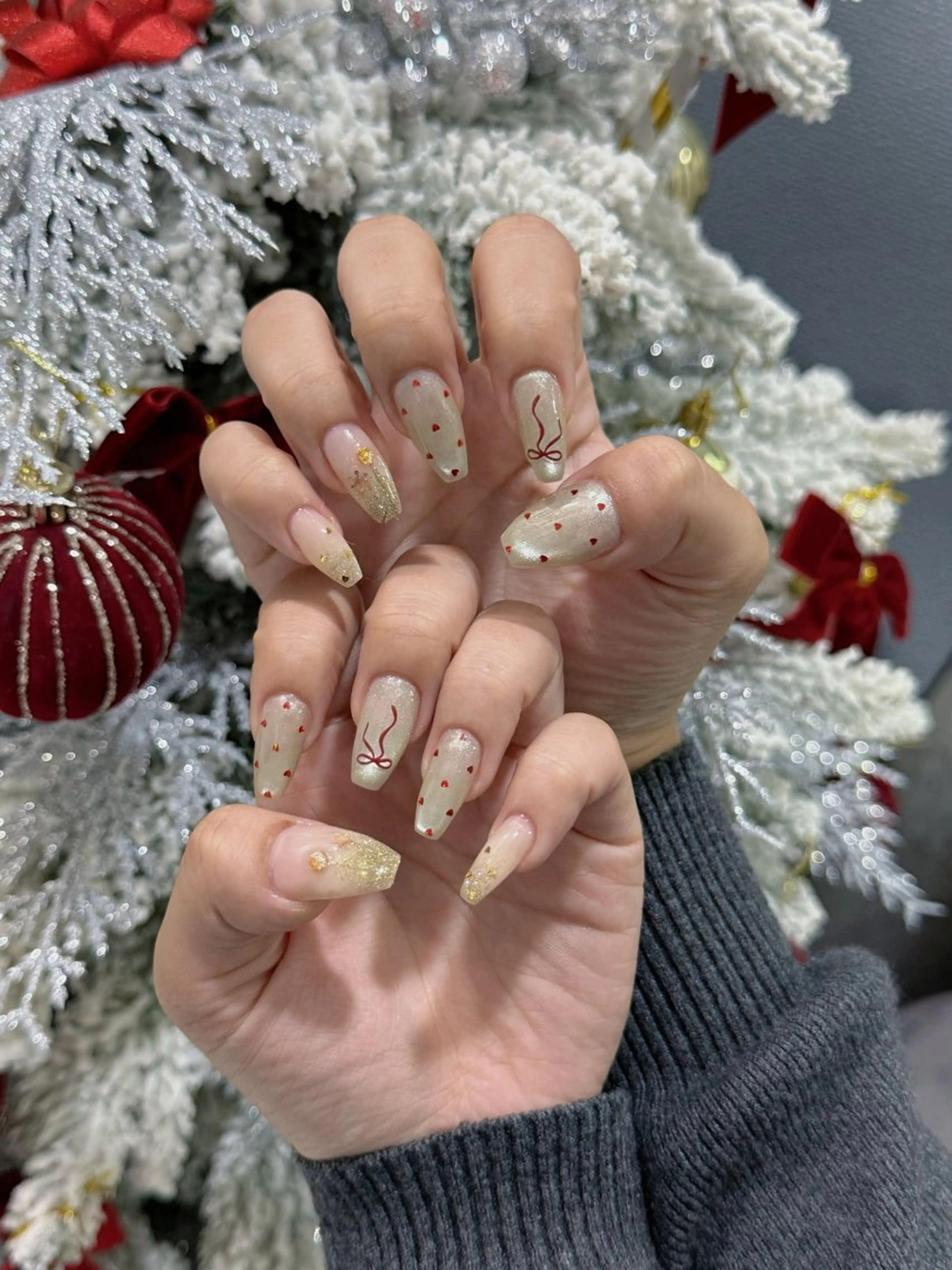 ネイル キラキラネイル ラメ(グリッター) マグネットネイル ハンドネイル Kitty Nailのネイルデザイン