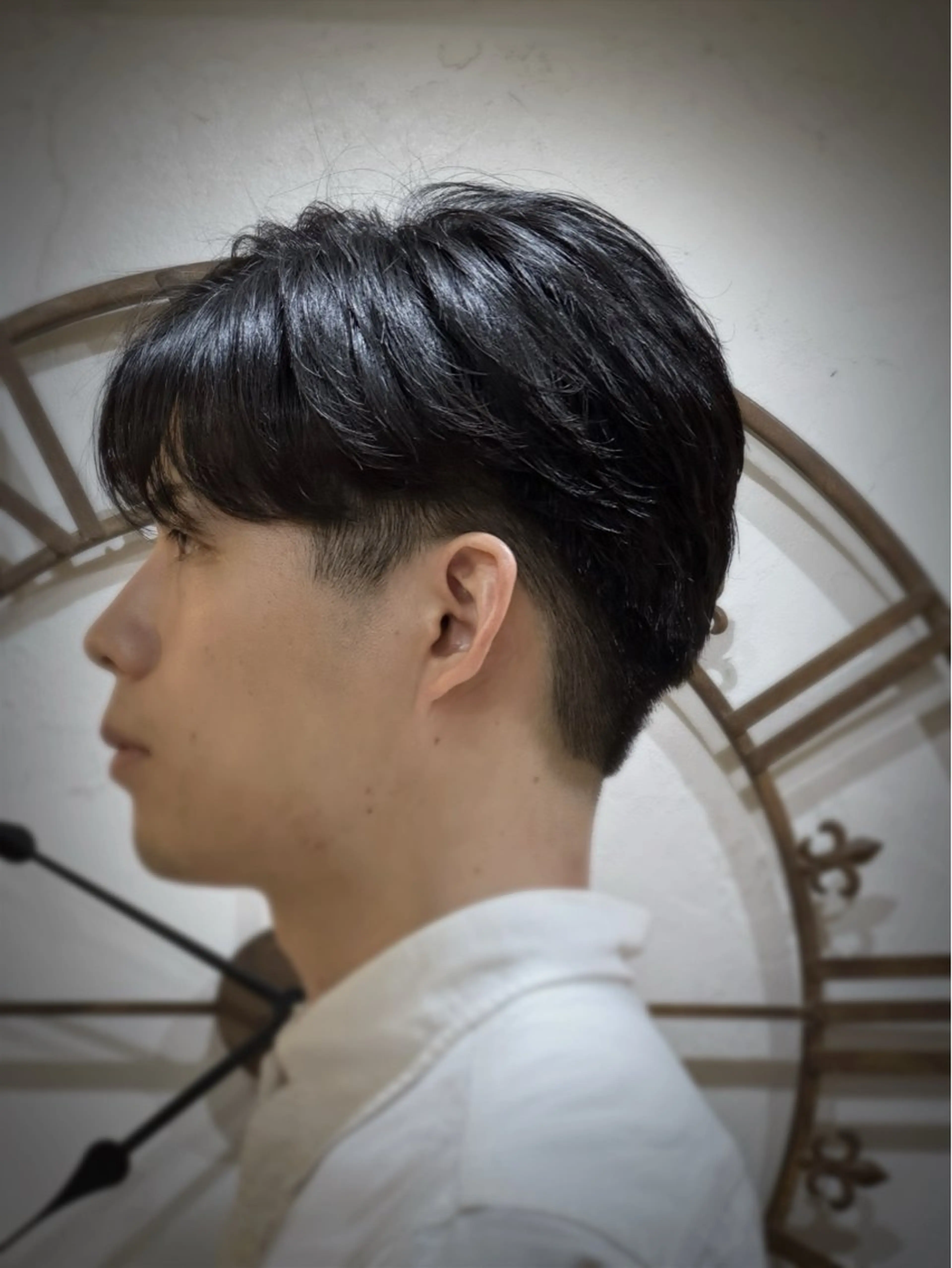 ショート パーマ メンズ メンズブリーチ フェードカット メンズハイライト メンズメッシュ メンズパーマ スパイキー/ ピンパーマ/緑川雄也のヘアスタイル