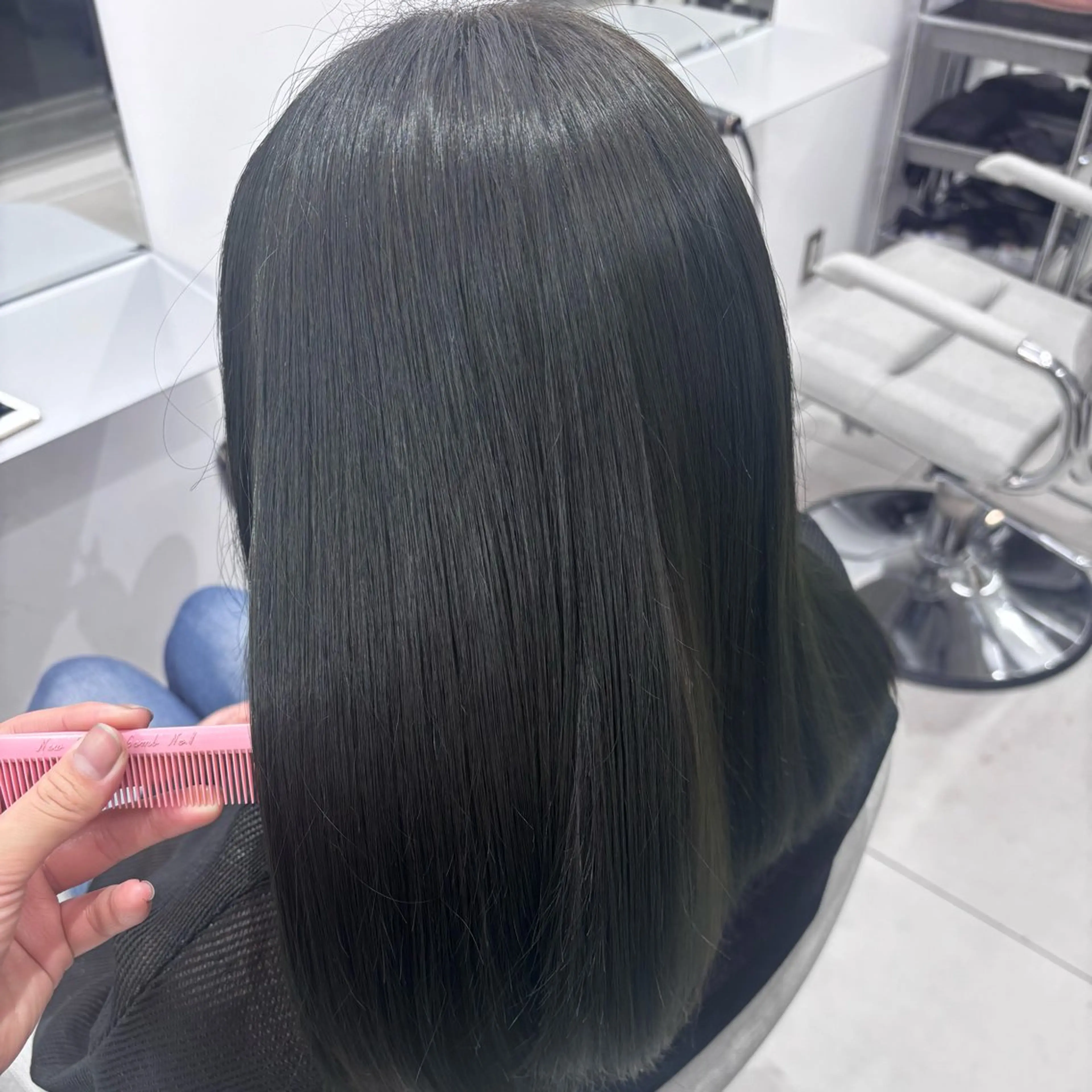 カラー×バイカルテトリートメント×前髪.お顔周りカットの写真