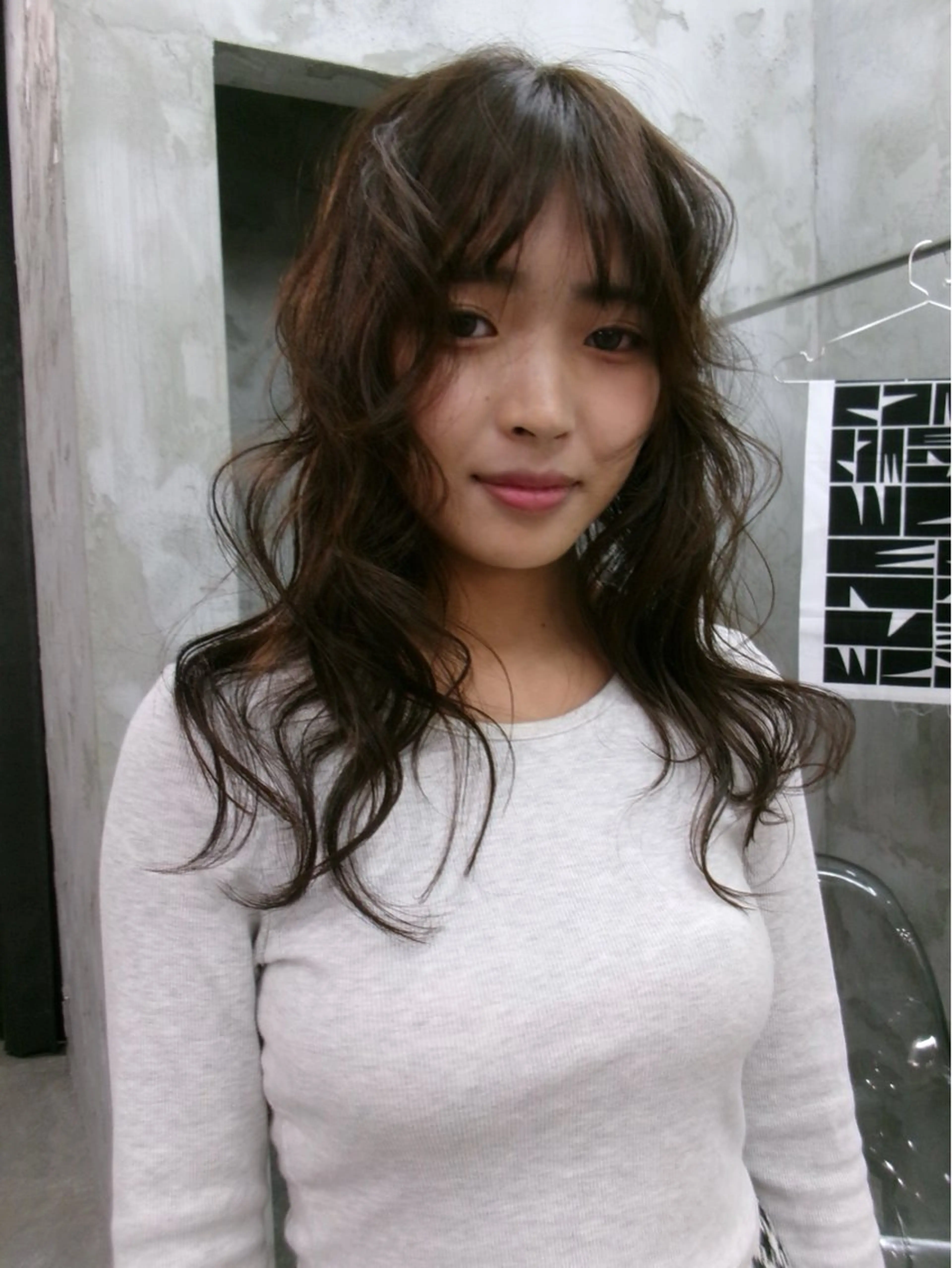 ロング カット ヘアカラー shiba tomomiのヘアスタイル