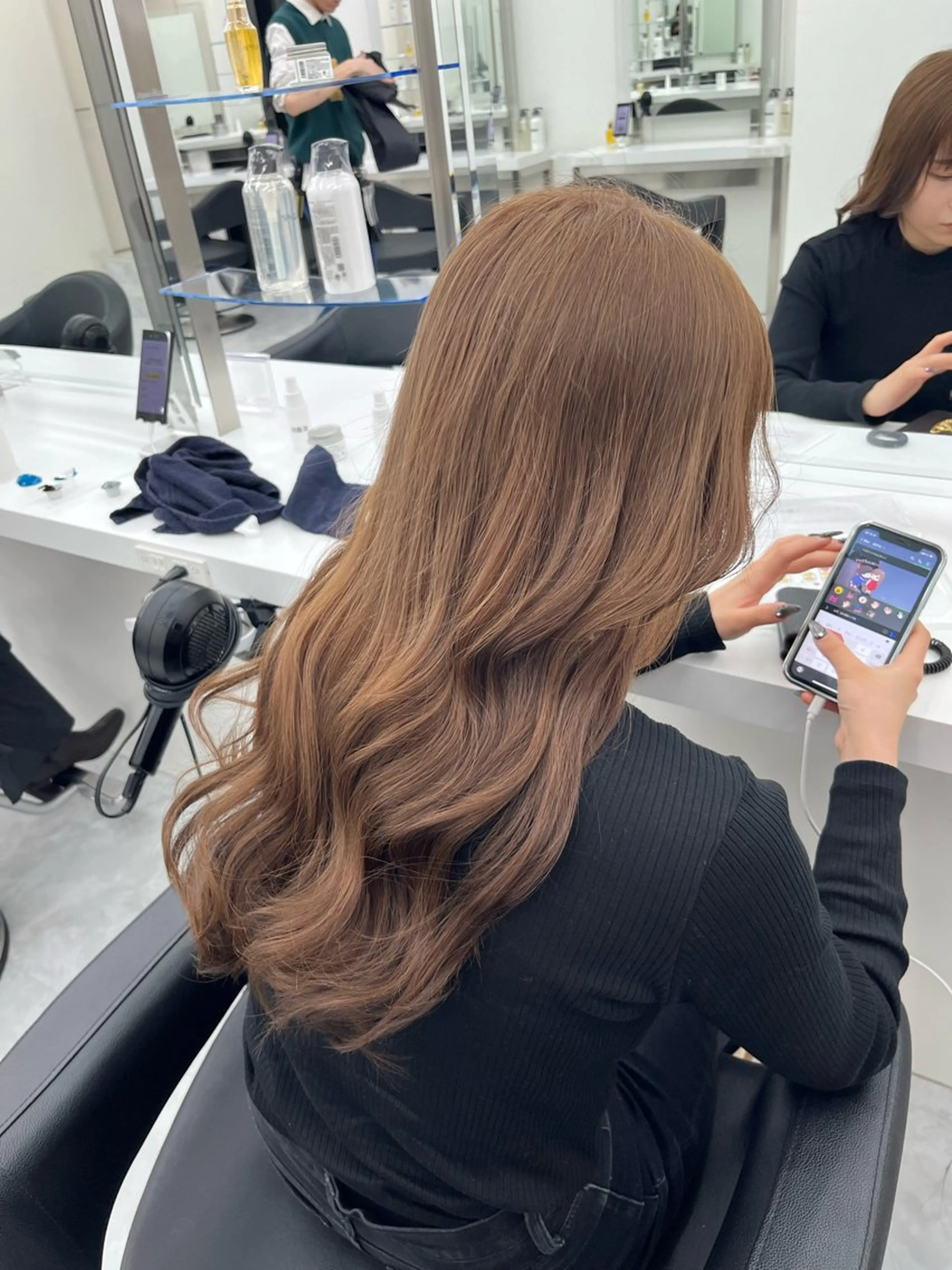 ロング カラー ヘアアレンジ 艶髪ハイトーン🫧 Kurehaのヘアスタイル