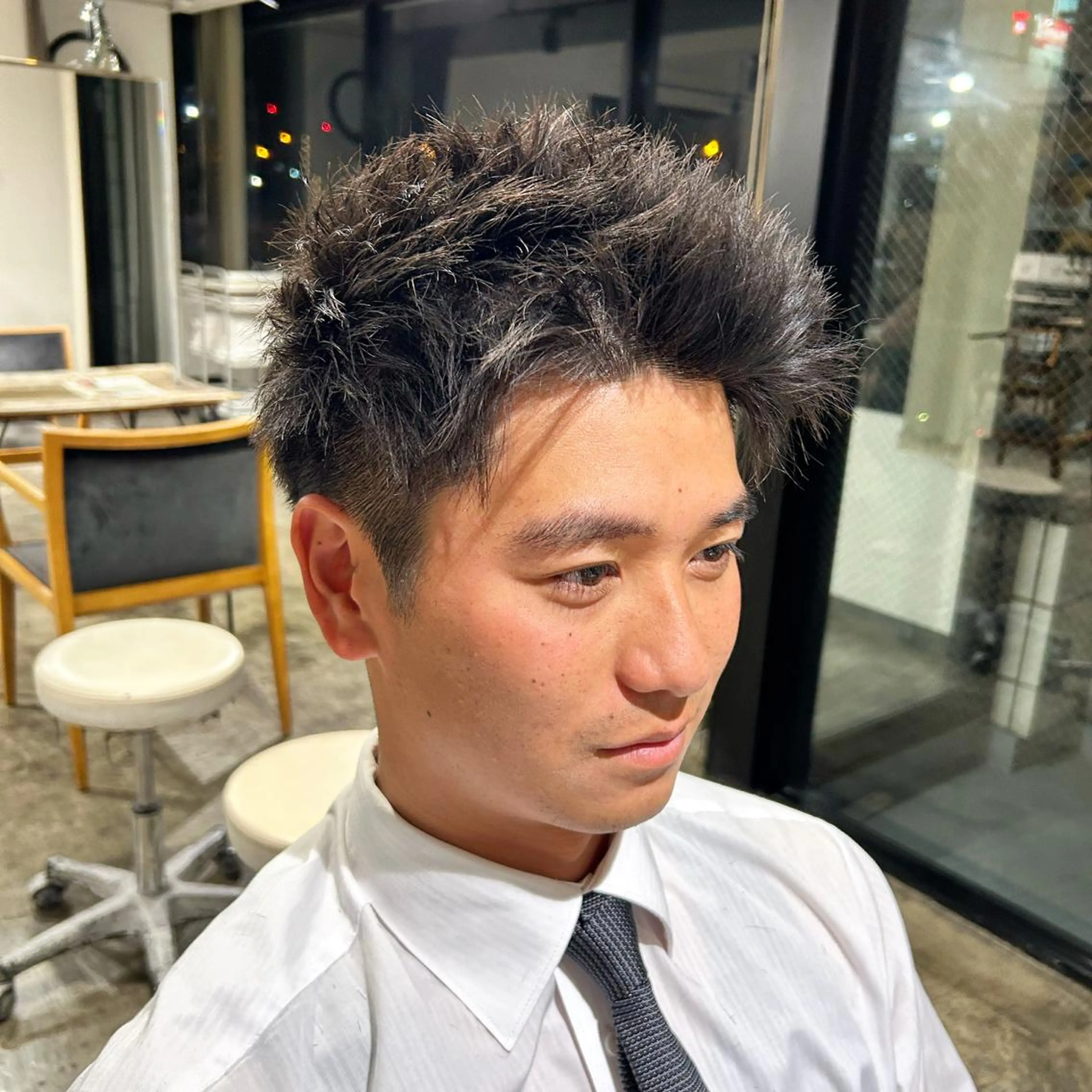 ショート パーマ メンズ スパイキーショート ショートヘア フェザーパーマ癖毛 曲がる縮毛矯正森岡のヘアスタイル