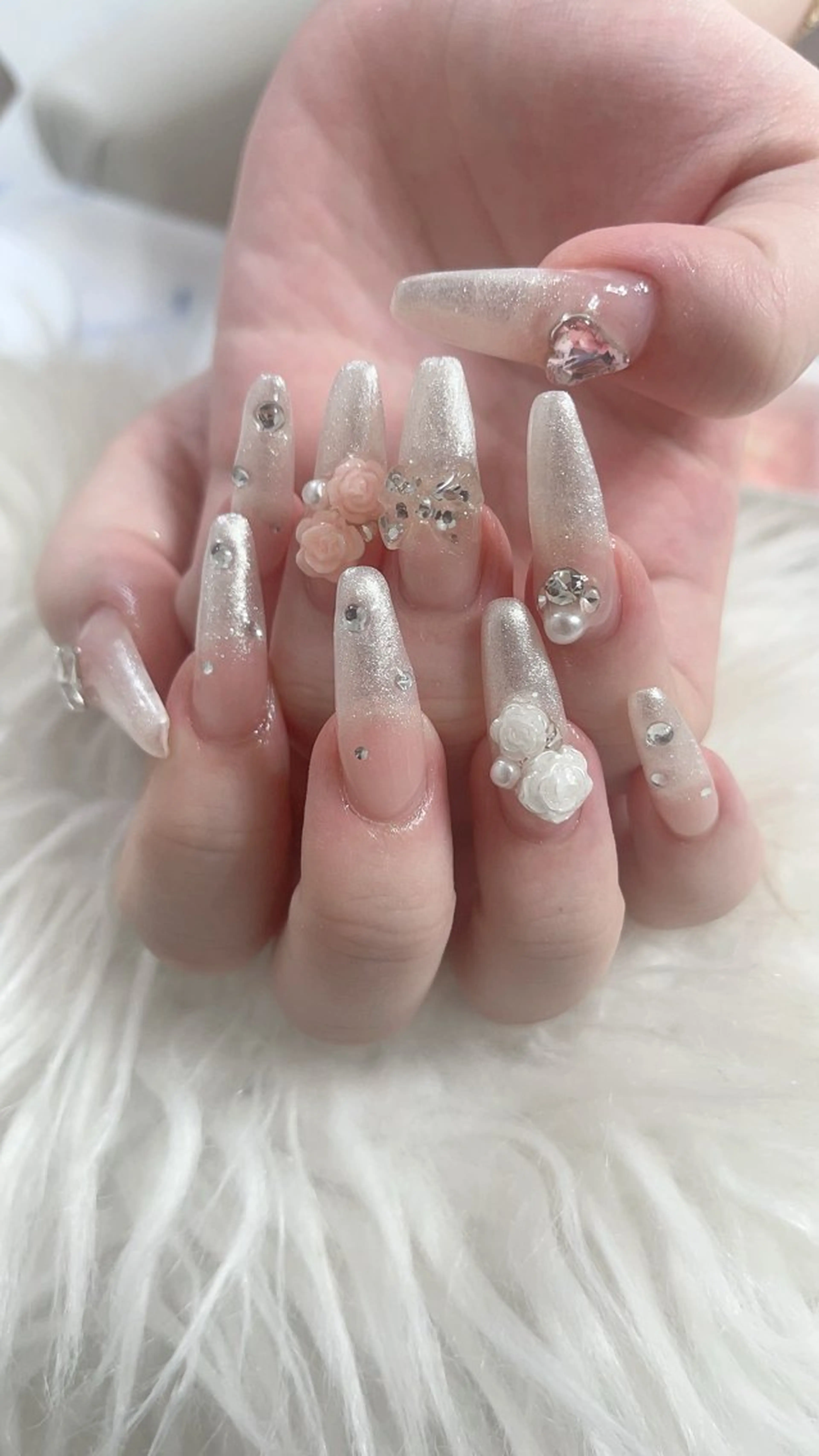 ネイル ハンドネイル 菲菲ネイルサロン所属・FF フィフィネイルサロンのネイルデザイン