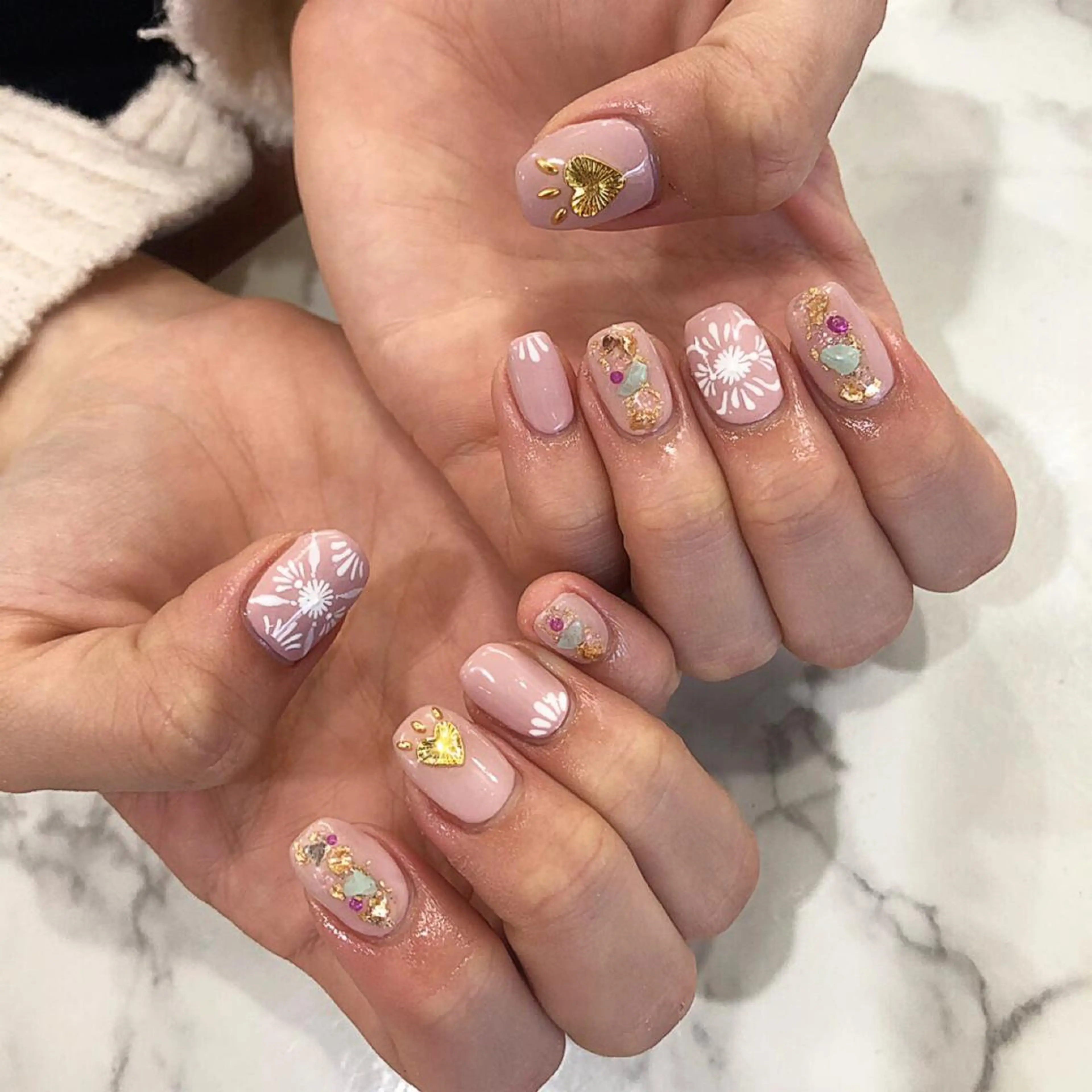 ネイル Nailsalon Fave/Rinaのネイルデザイン