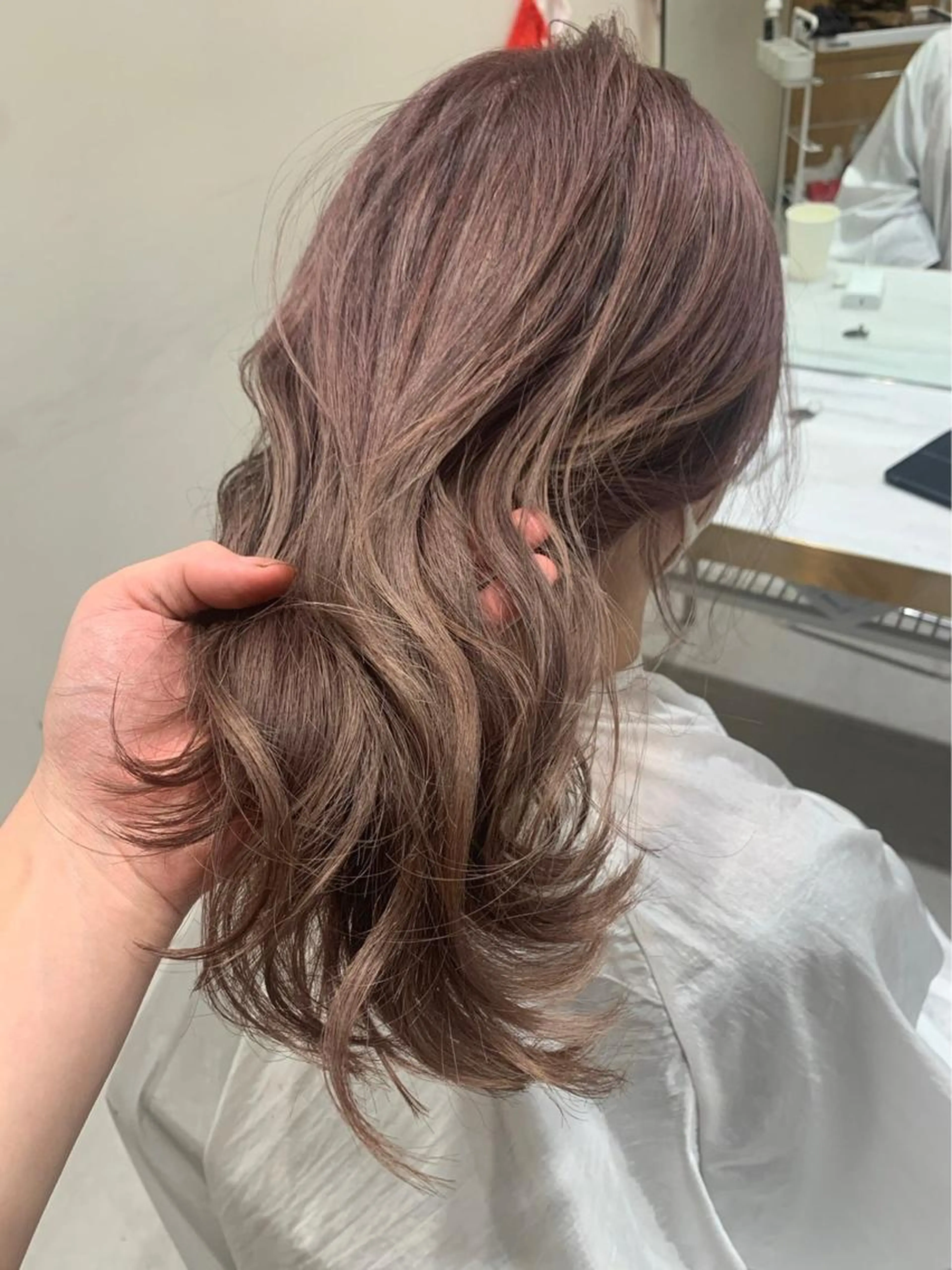 【外国人風透明感】カット+イルミナカラー　¥7150の写真